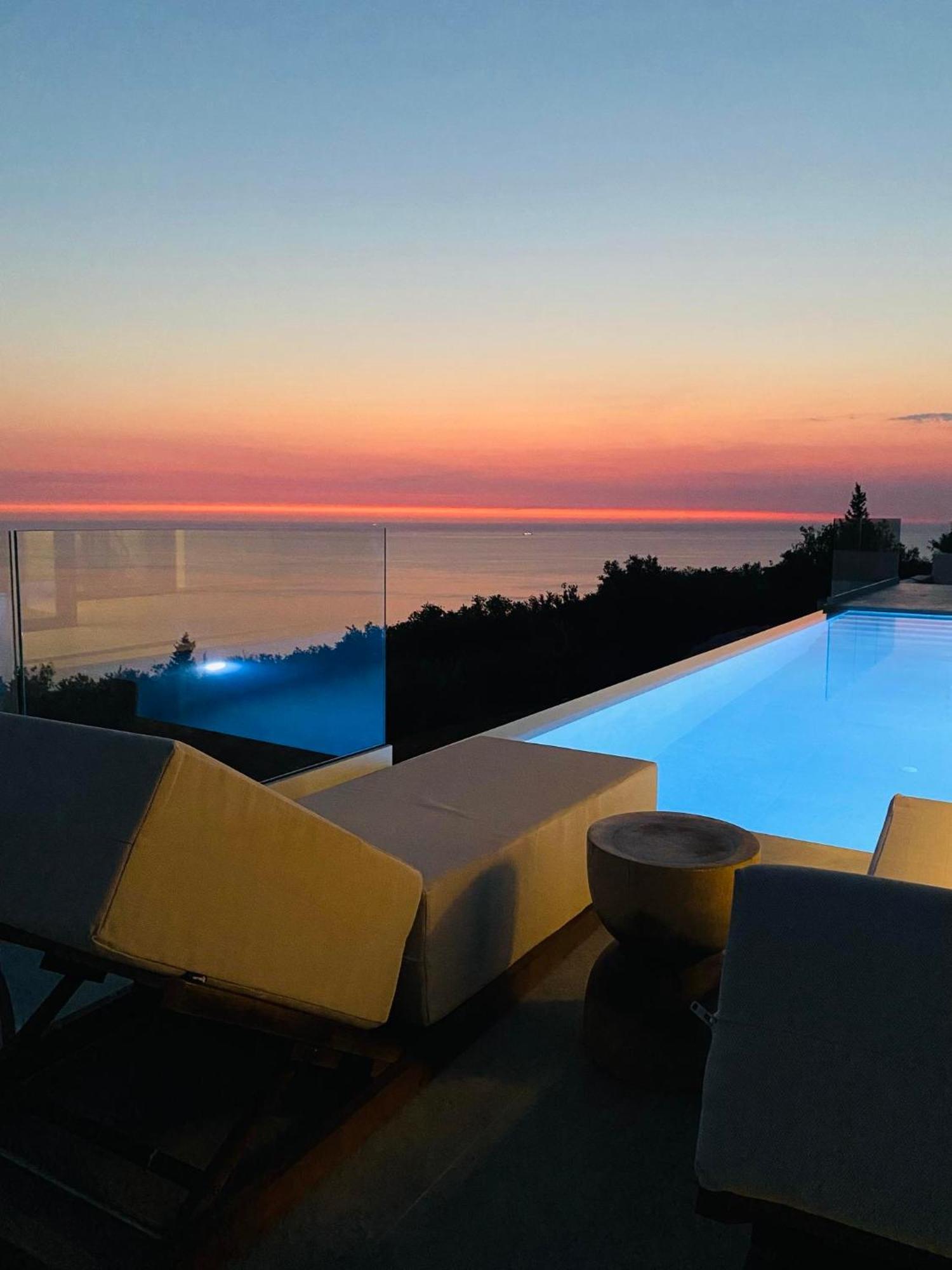 Nimbus Villa Kalamitsi (Lefkada)