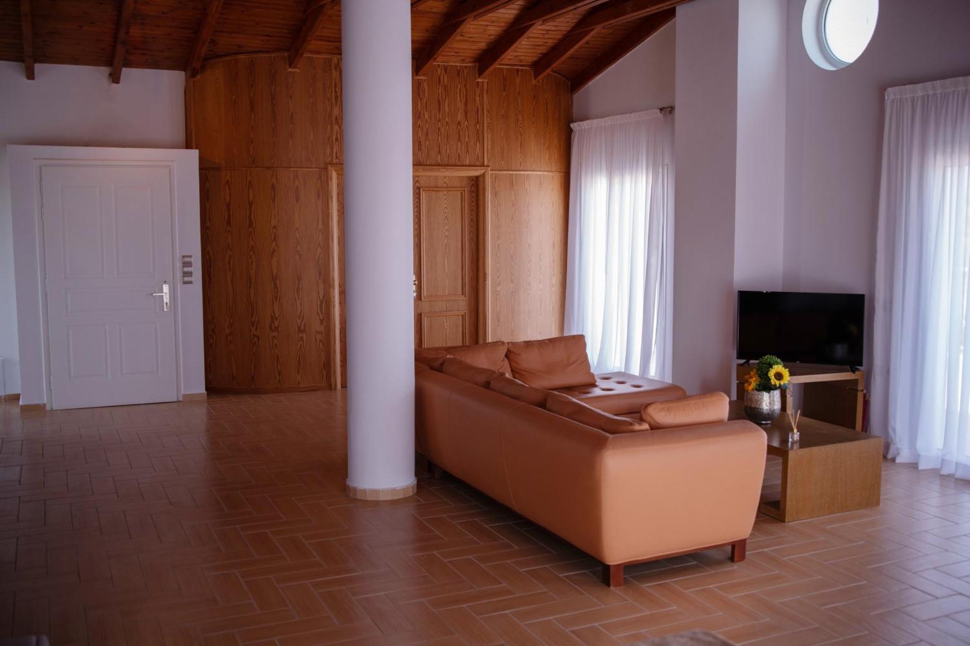 Marina Villa *