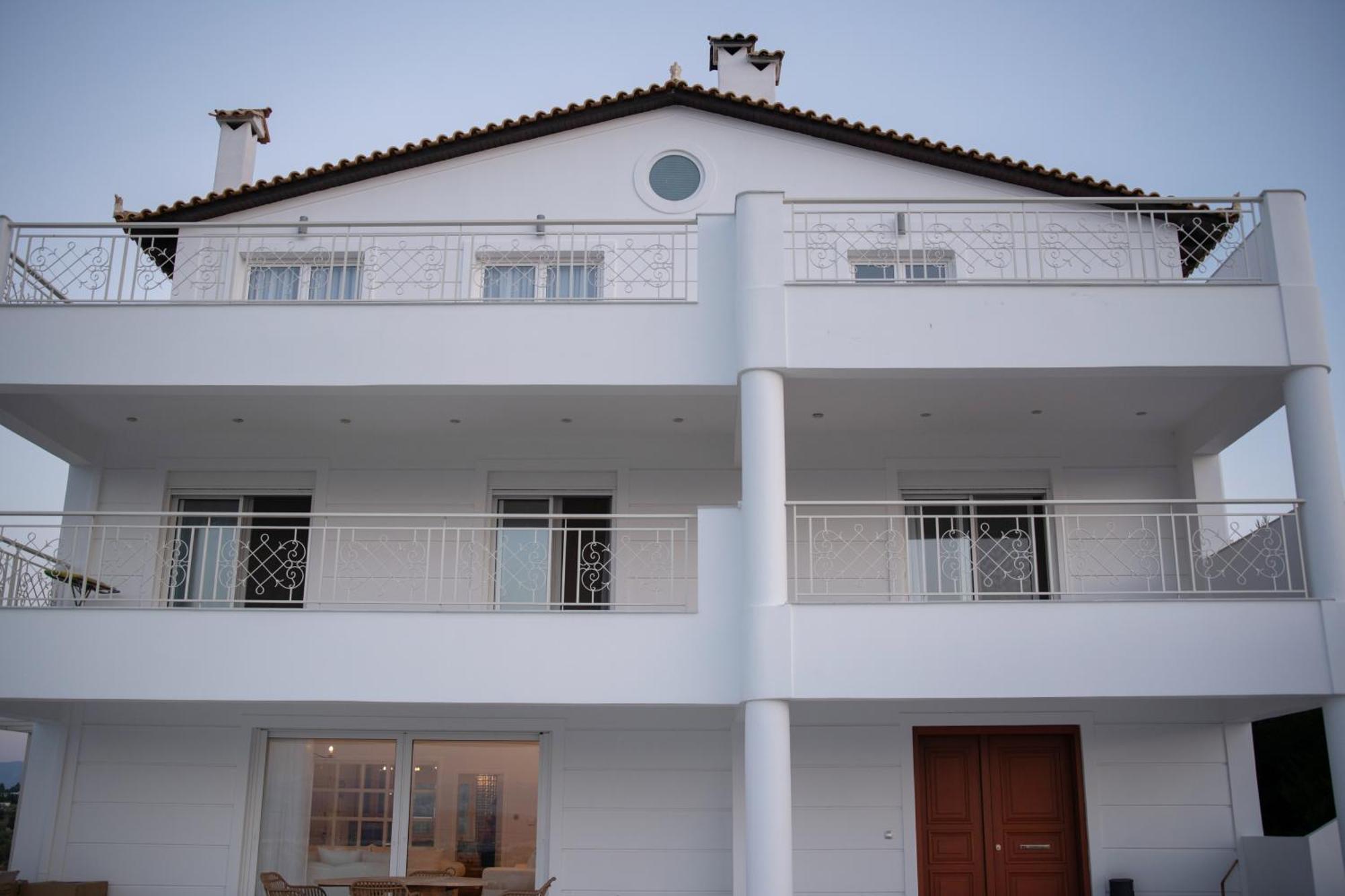 Marina Villa *