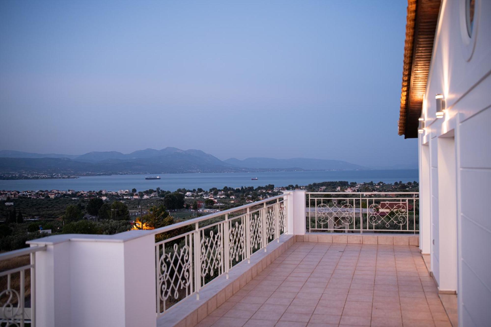 Villa Marina Paralia Avlidhos