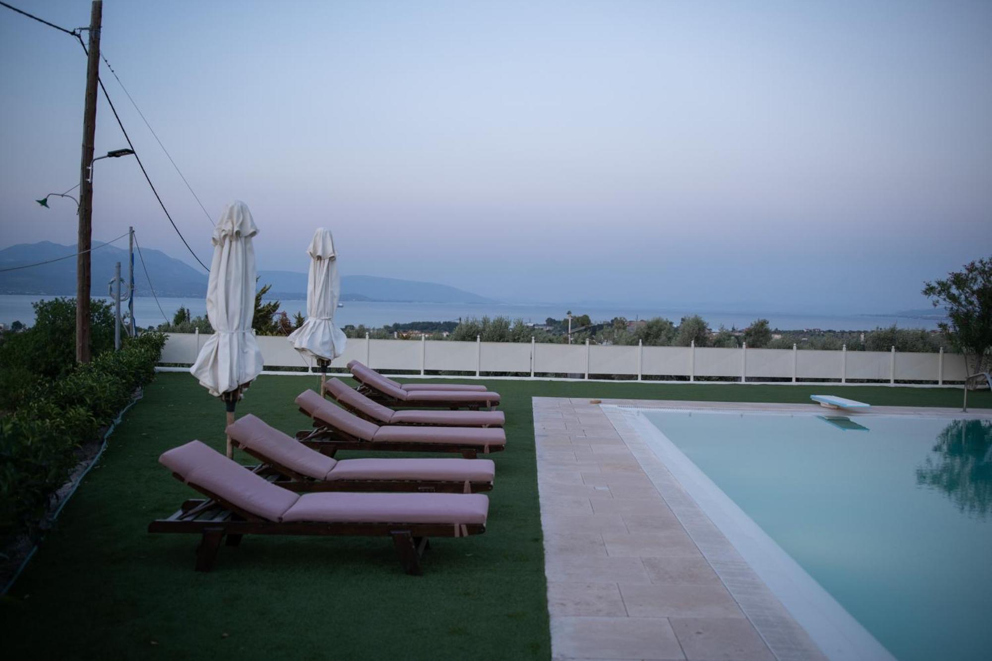 Villa Marina Paralia Avlidhos