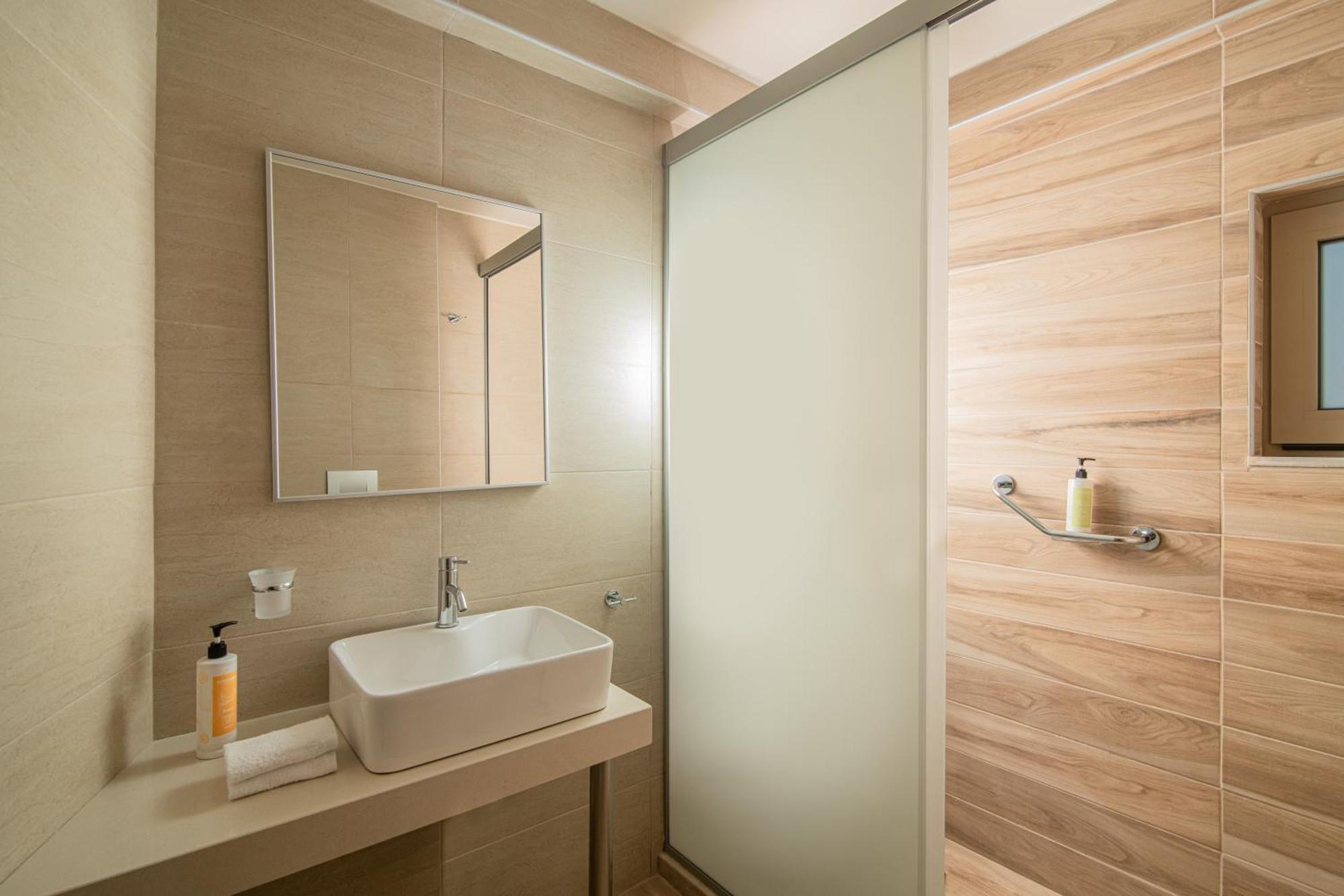 Lofos Aparthotel 2*