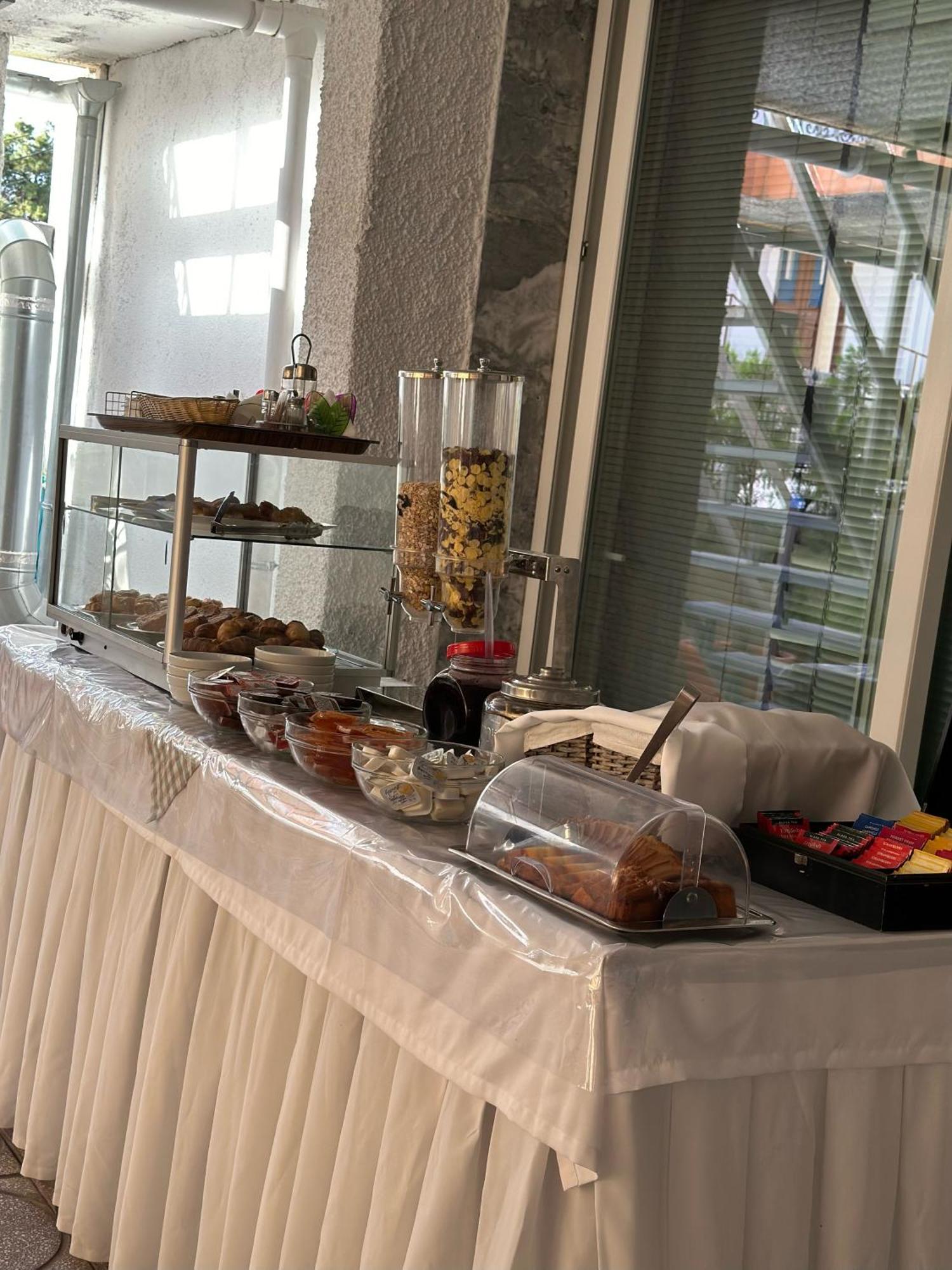 Hotel Olympion 2*