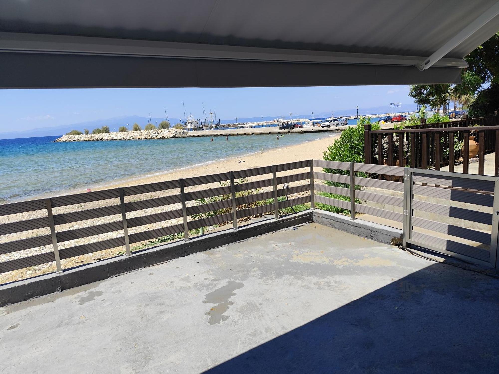 Beachfront Thassos Apartment *