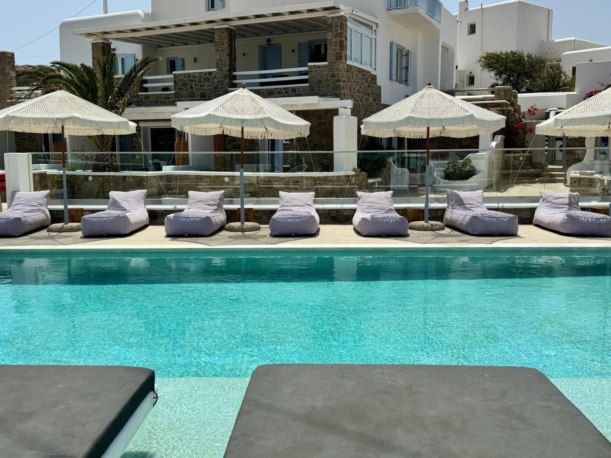Aparthotel Crystal