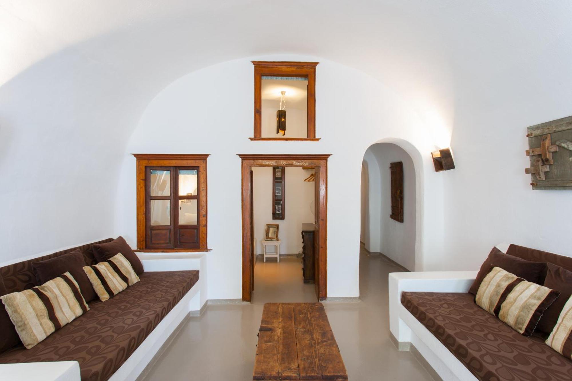 Cavern House Anthea Villa