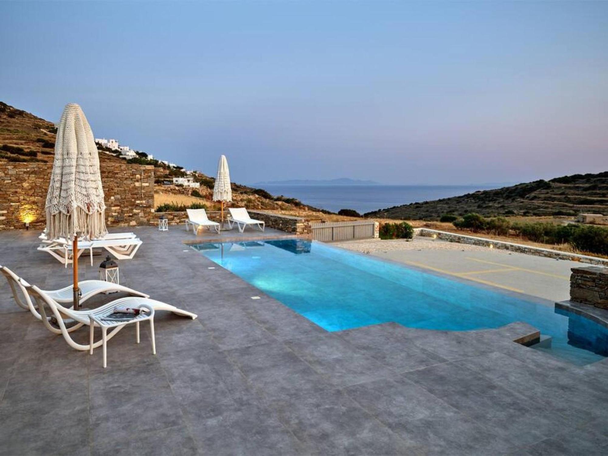 Villa La Vitalite Luxury In Paros Angairia