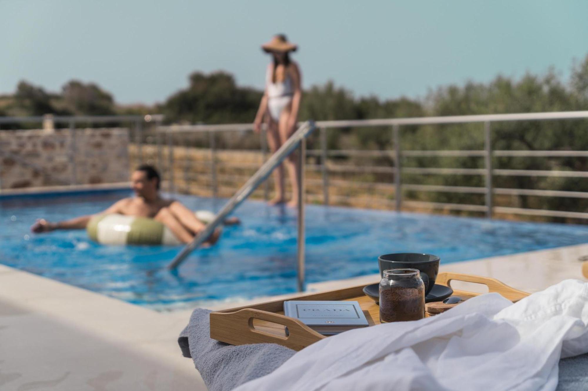Villa Oinolithos Luxury