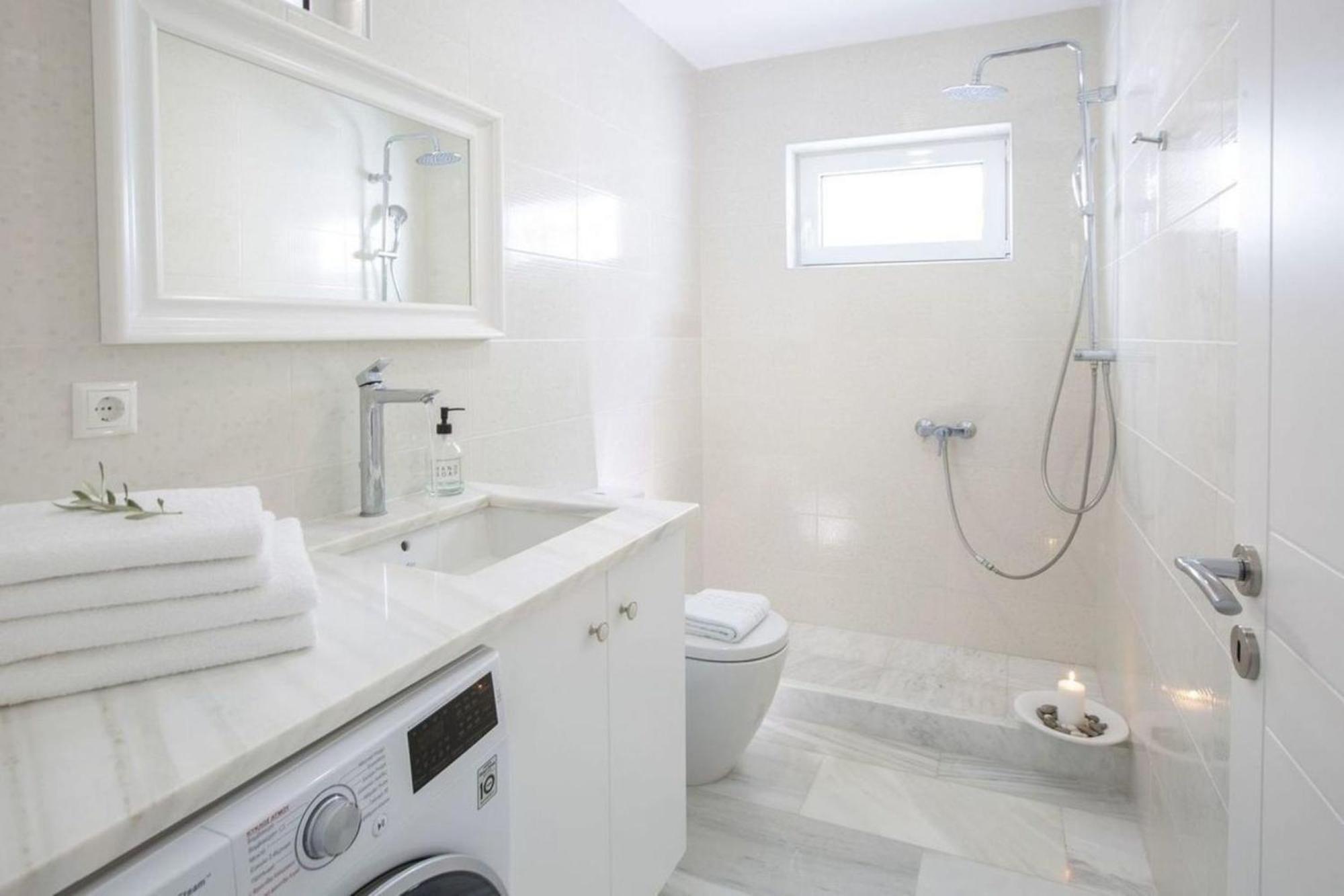 Villa Harriet - With Sea View And Near The Sea Lygia (Lefkada)