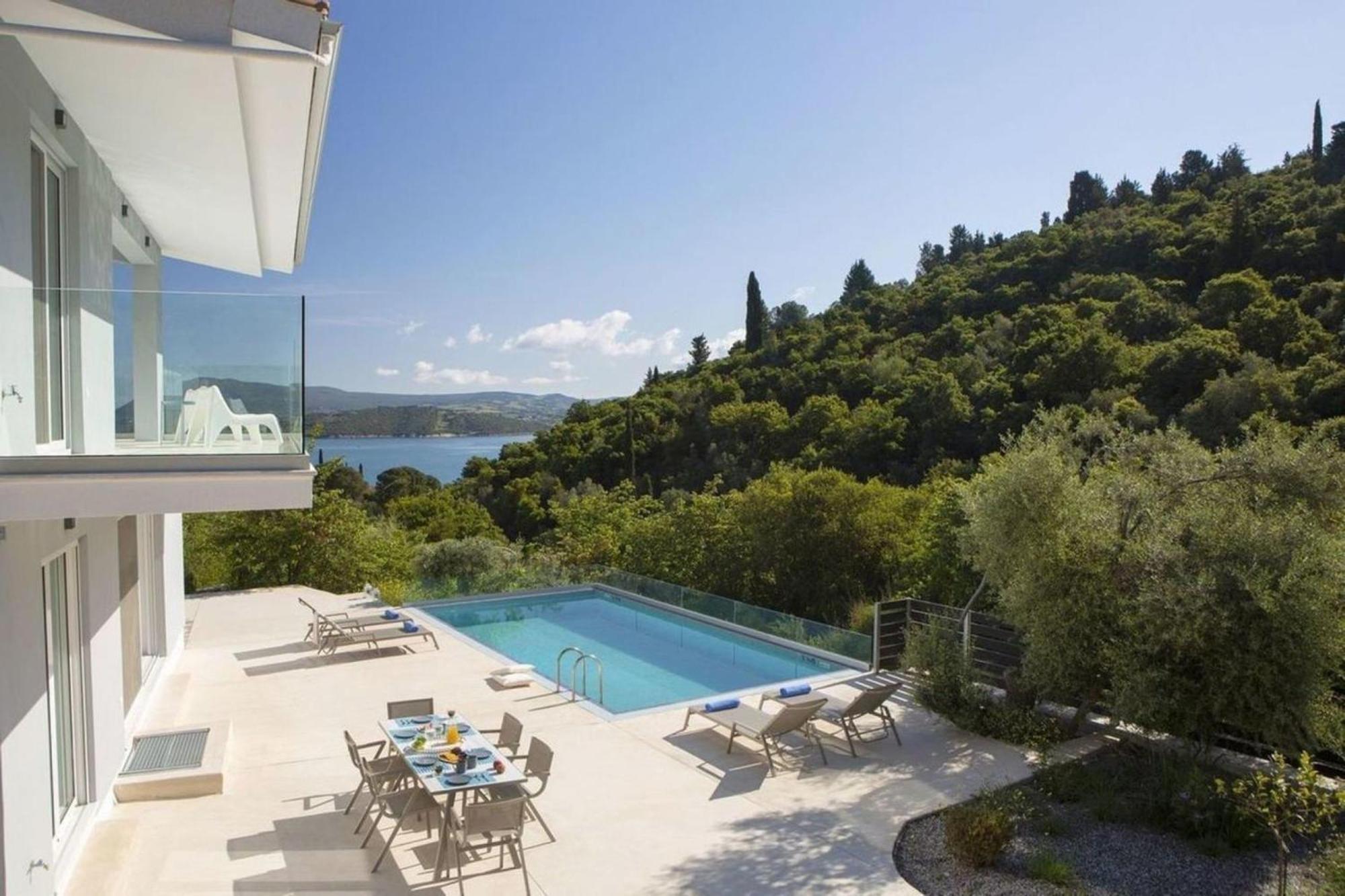 Harriet - With Sea View And Near The Sea Villa