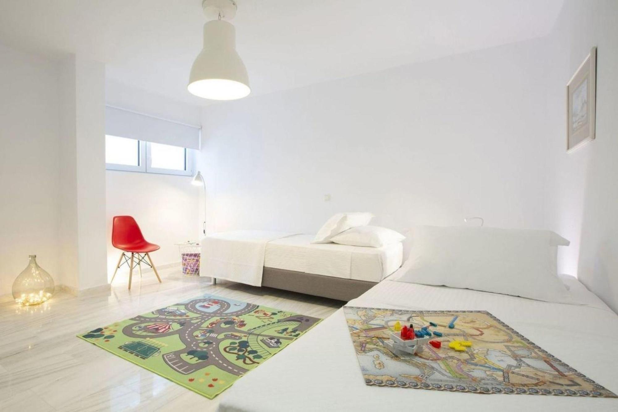 Villa Harriet - With Sea View And Near The Sea *