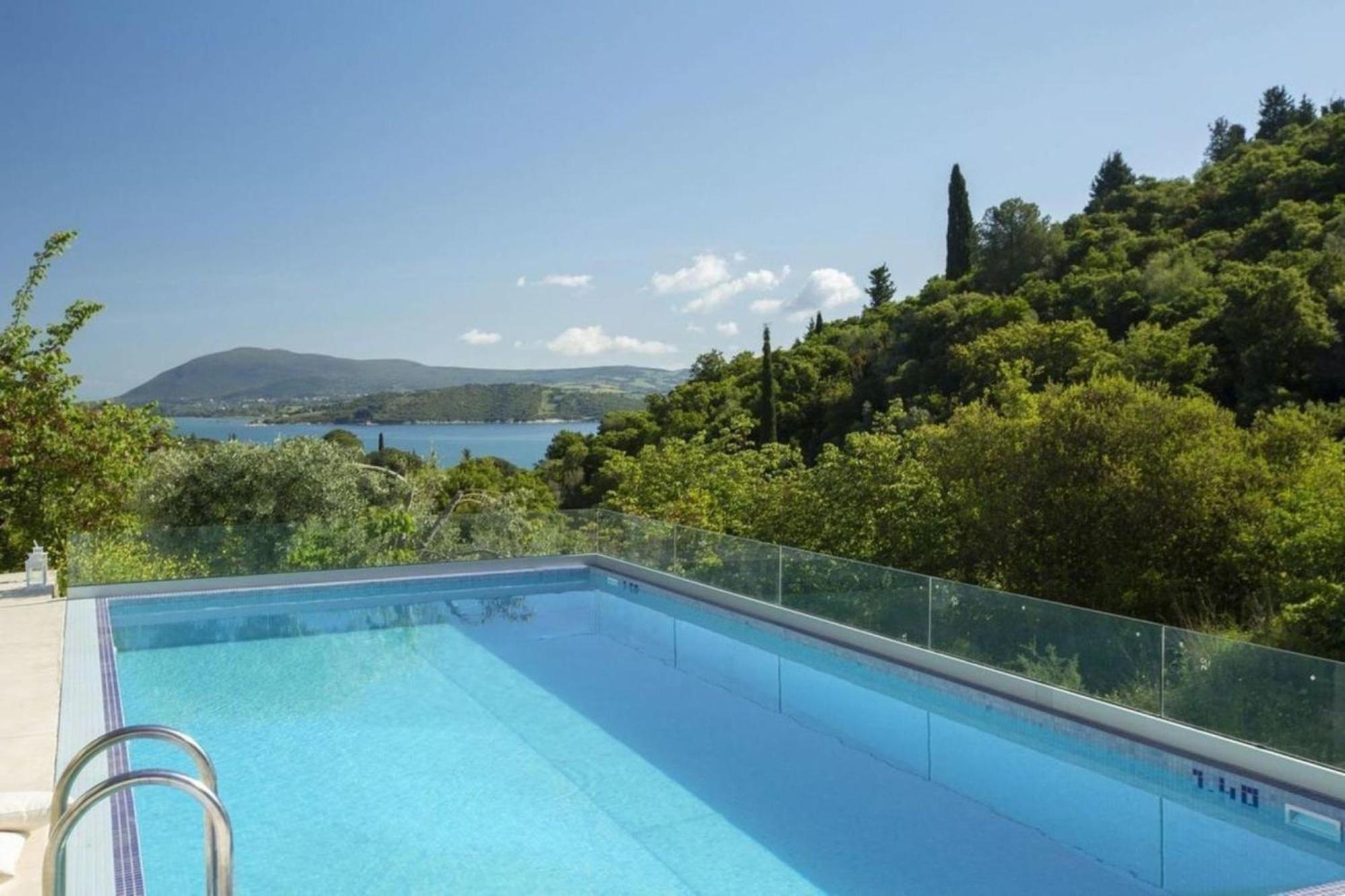 Villa Harriet - With Sea View And Near The Sea Lygia (Lefkada)