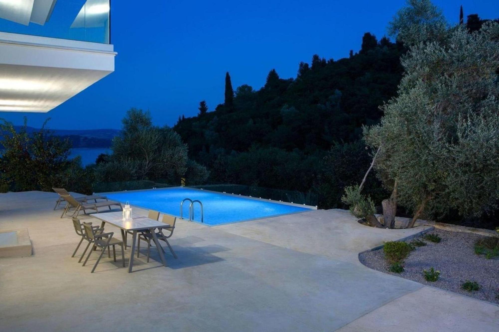 Harriet - With Sea View And Near The Sea Villa