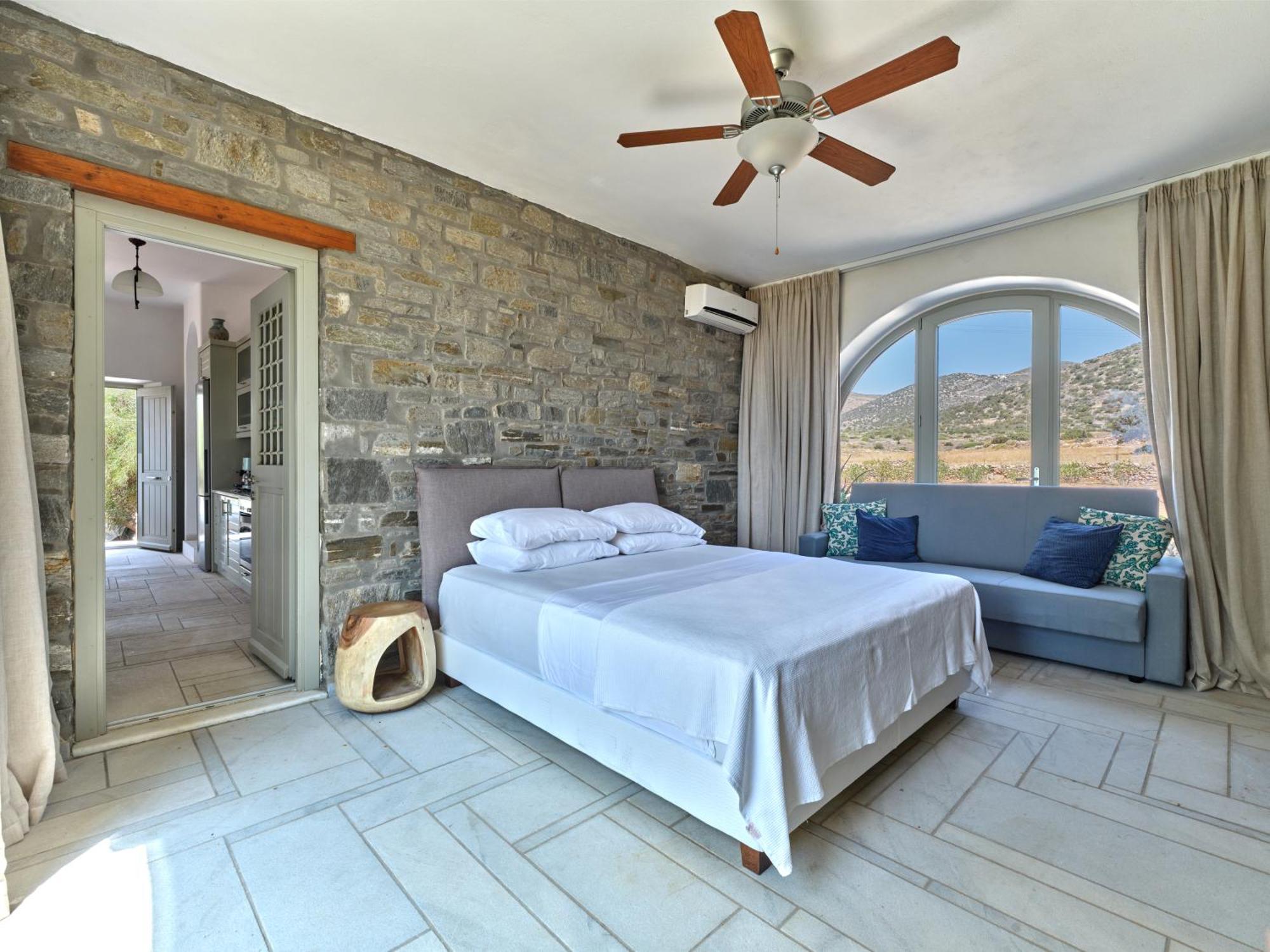 Oscar Villa, 180 Panoramic Sea Views And Pool Villa Aspro Chorio
