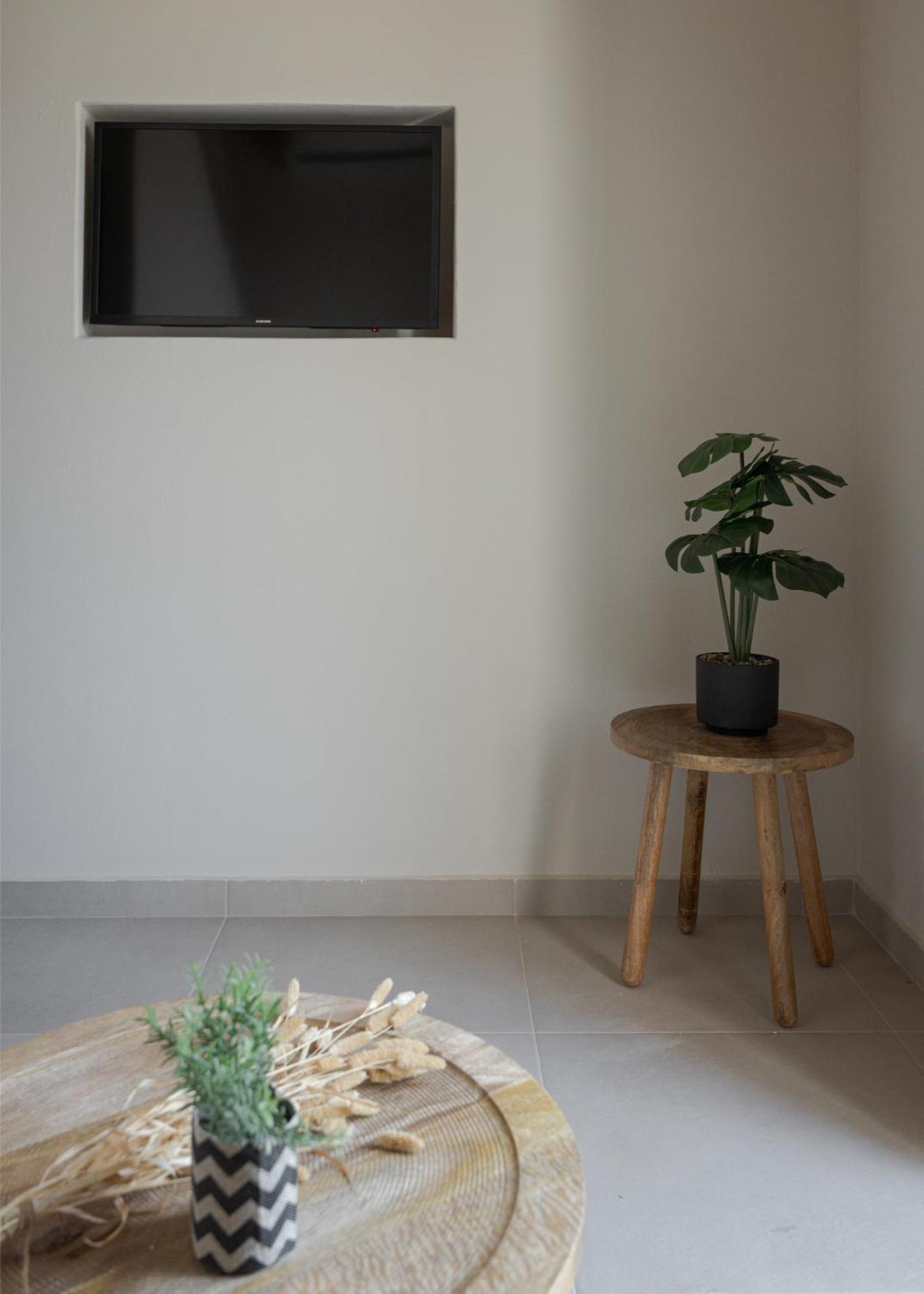 Apartment Yerma Limeni
