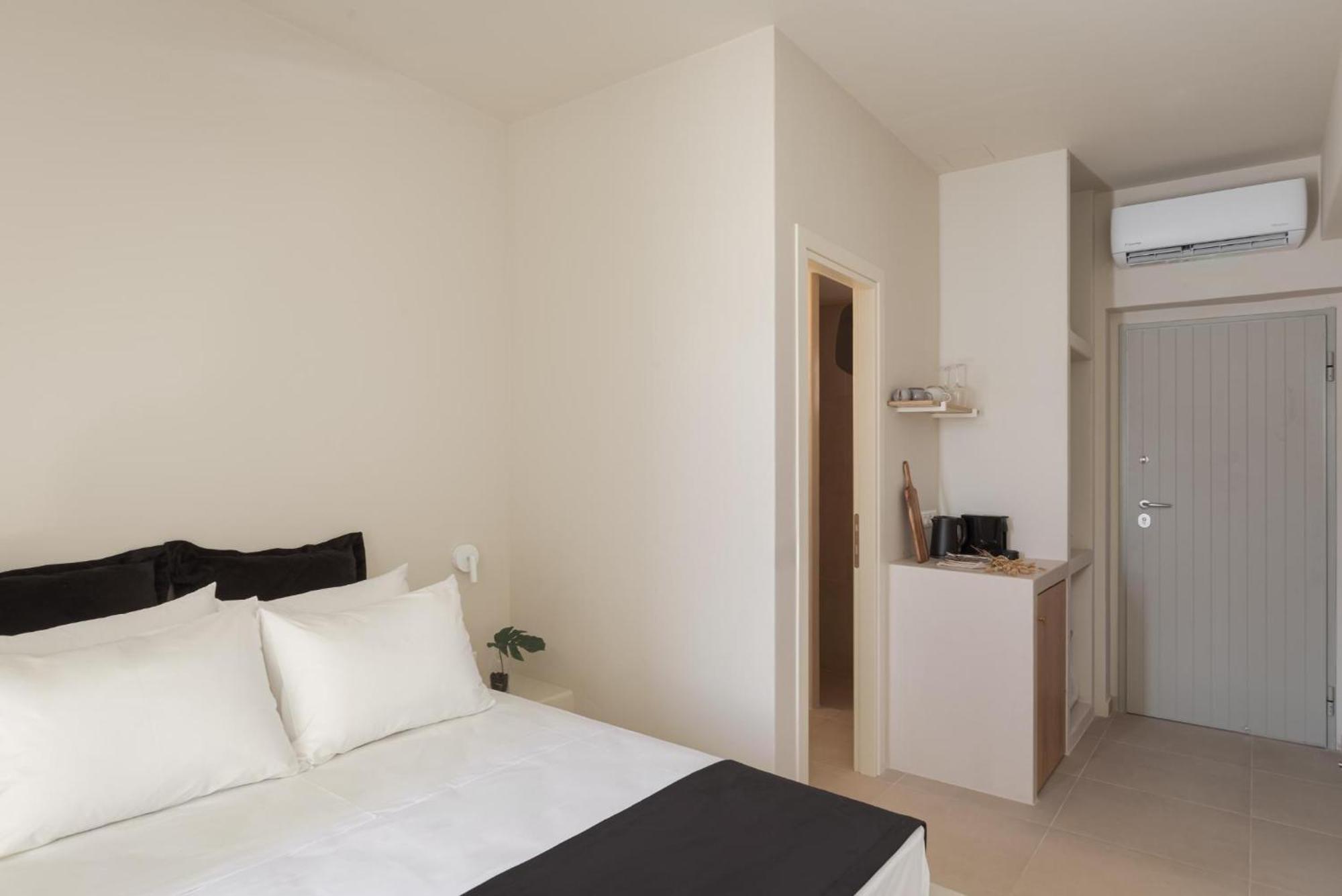 Yerma Apartment Limeni