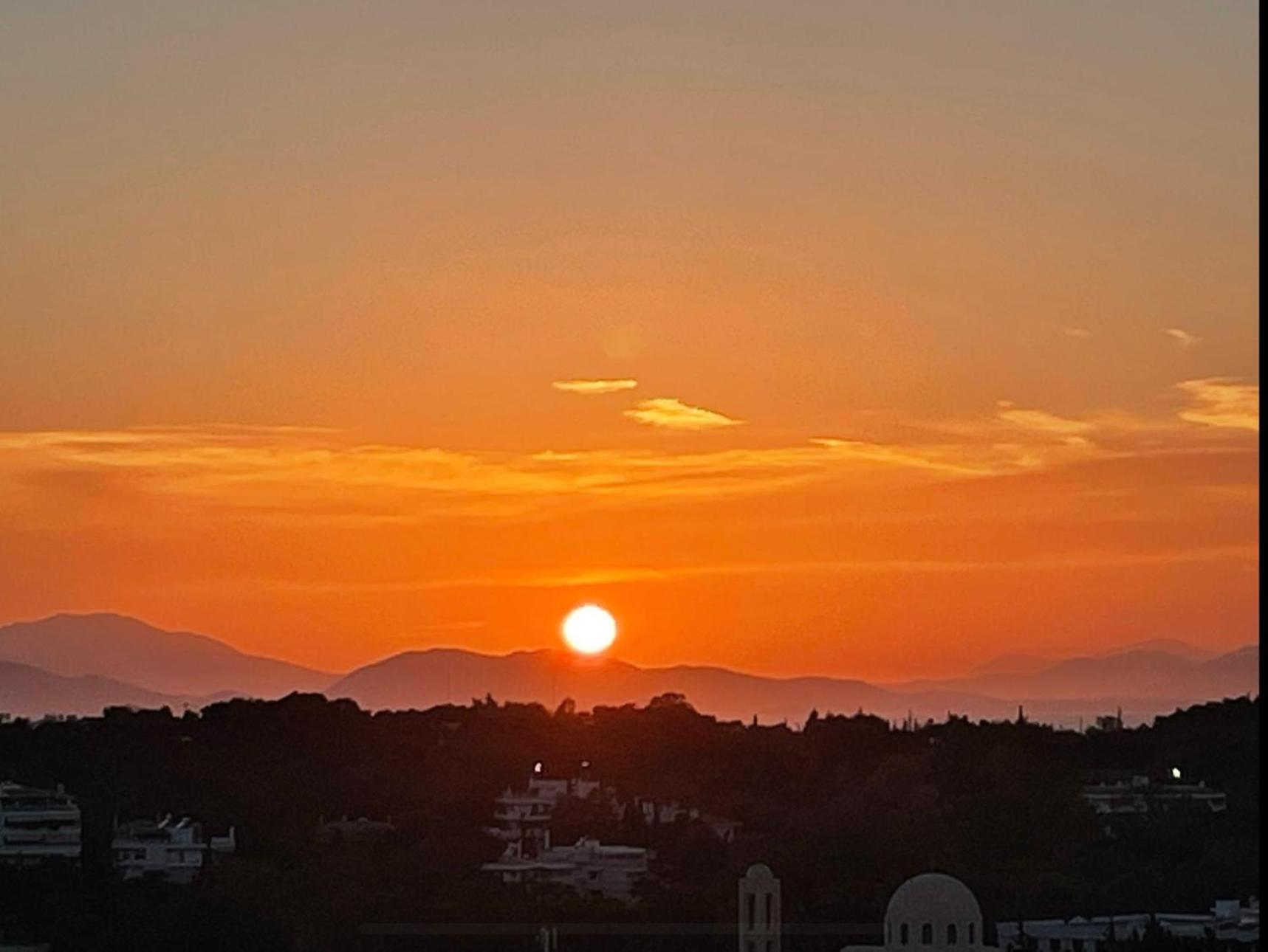 Vouliagmeni Panoramic 200m2 Rooftop & 25m2 Loft *