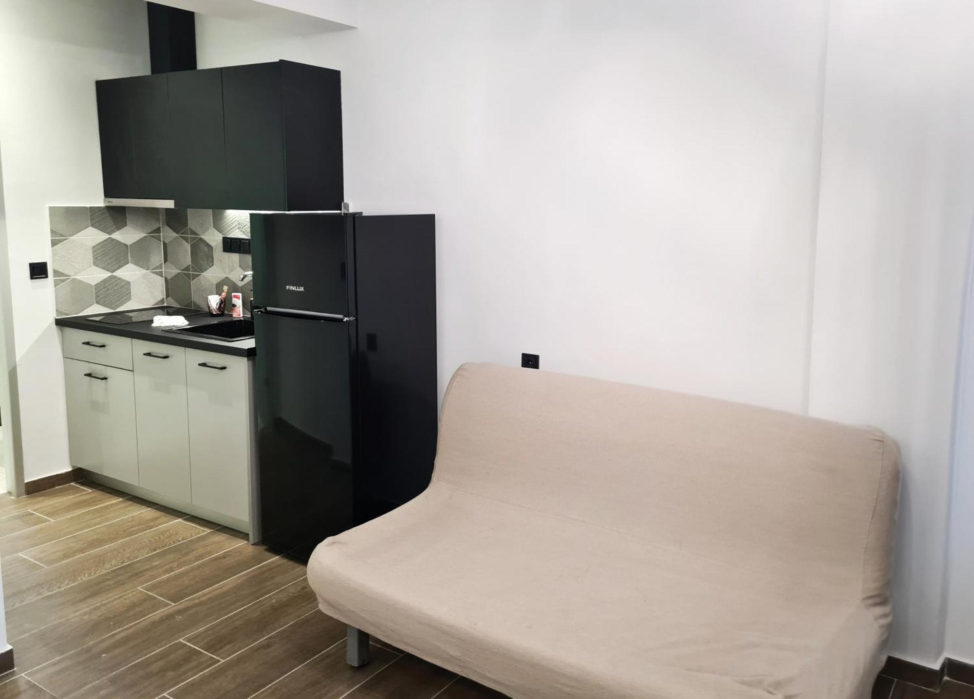 Agnanti-apartments B *
