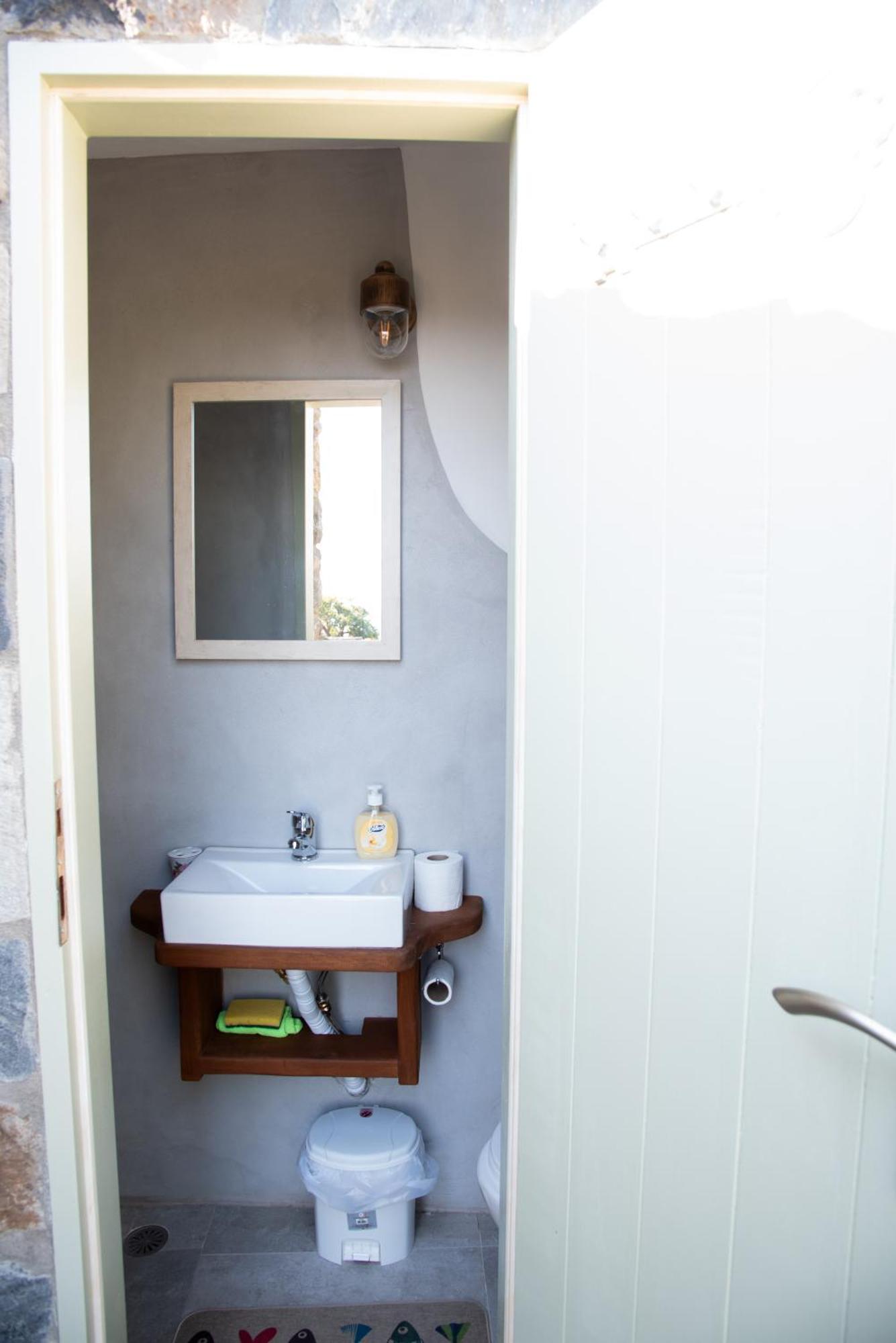 Messes Traditional Stone House With Amazing Sea View 2 Holiday home