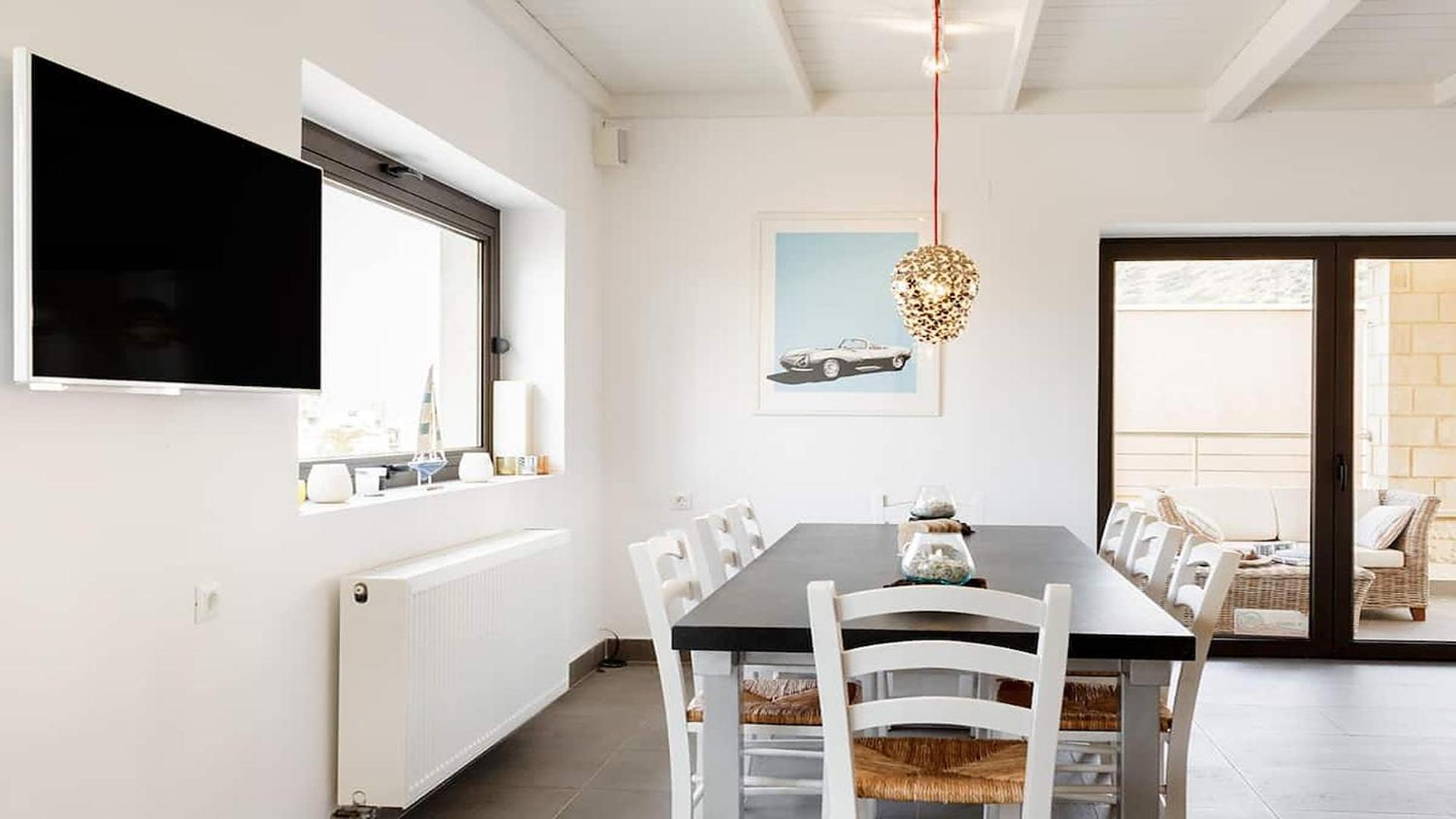 Contemporary Maisonette With Sea View Roof Terrace Apartment
