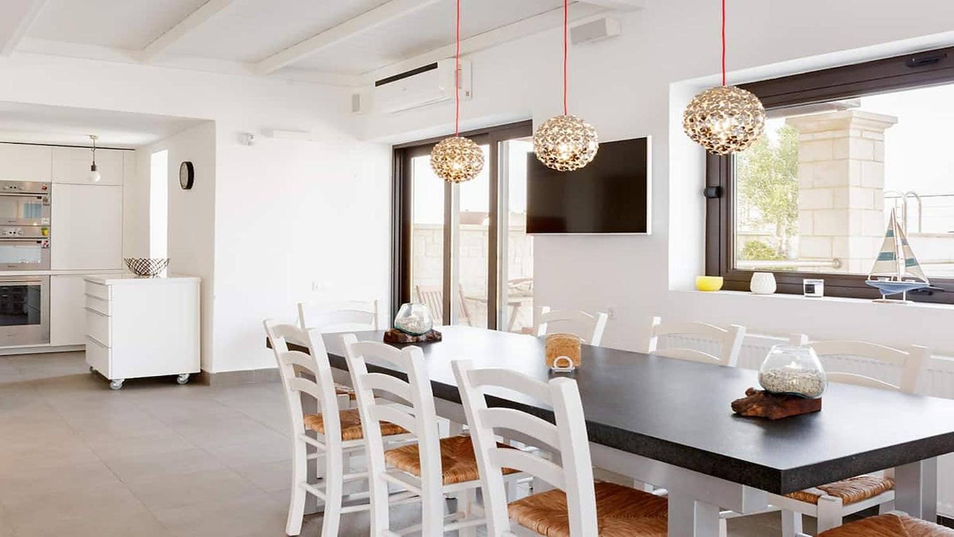 Contemporary Maisonette With Sea View Roof Terrace Apartment *