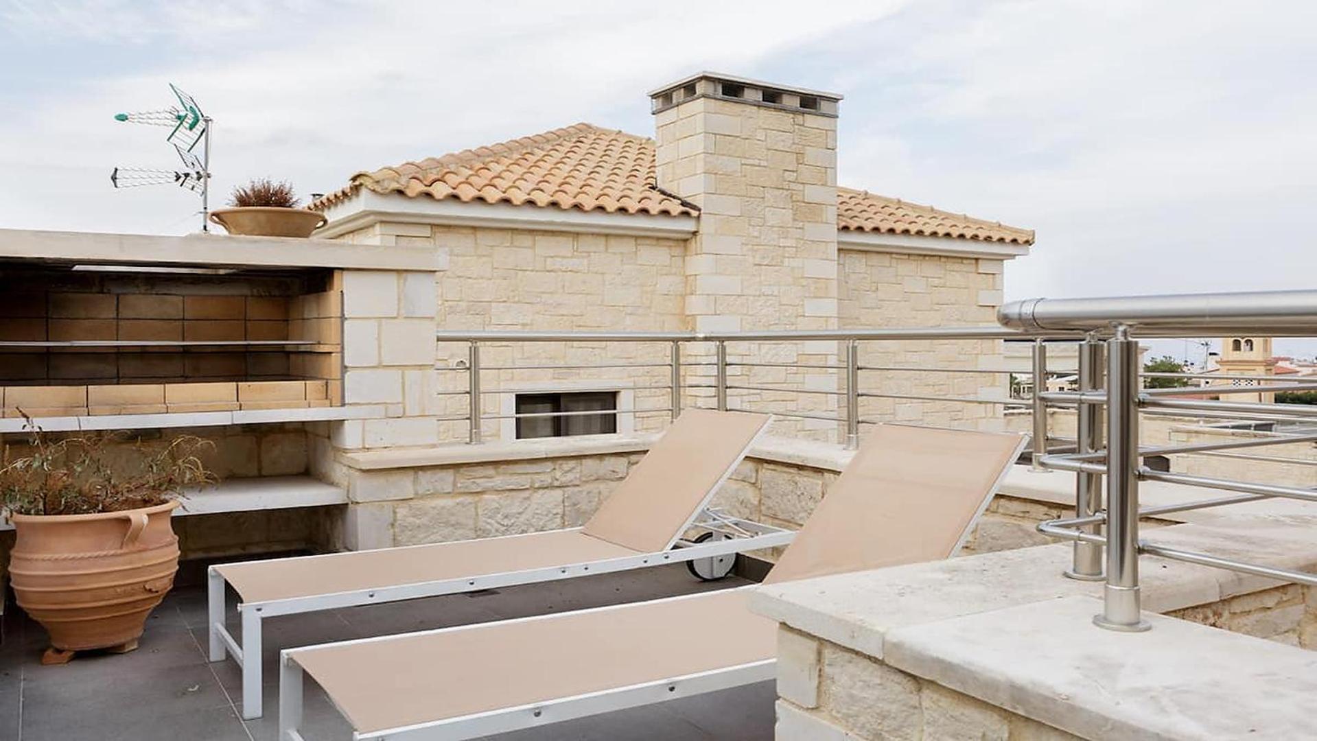 Apartment Contemporary Maisonette With Sea View Roof Terrace *