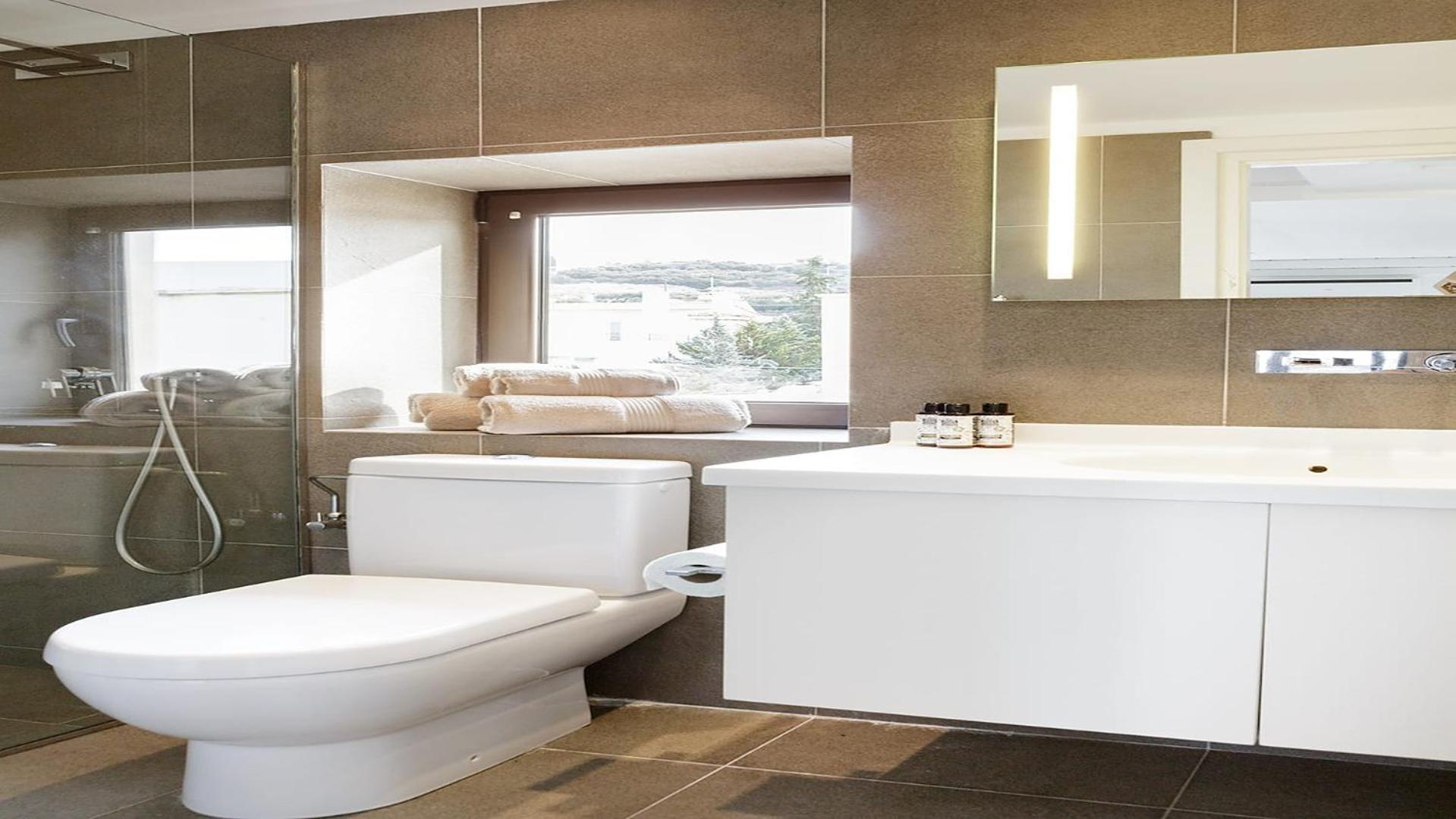 Contemporary Maisonette With Sea View Roof Terrace Apartment