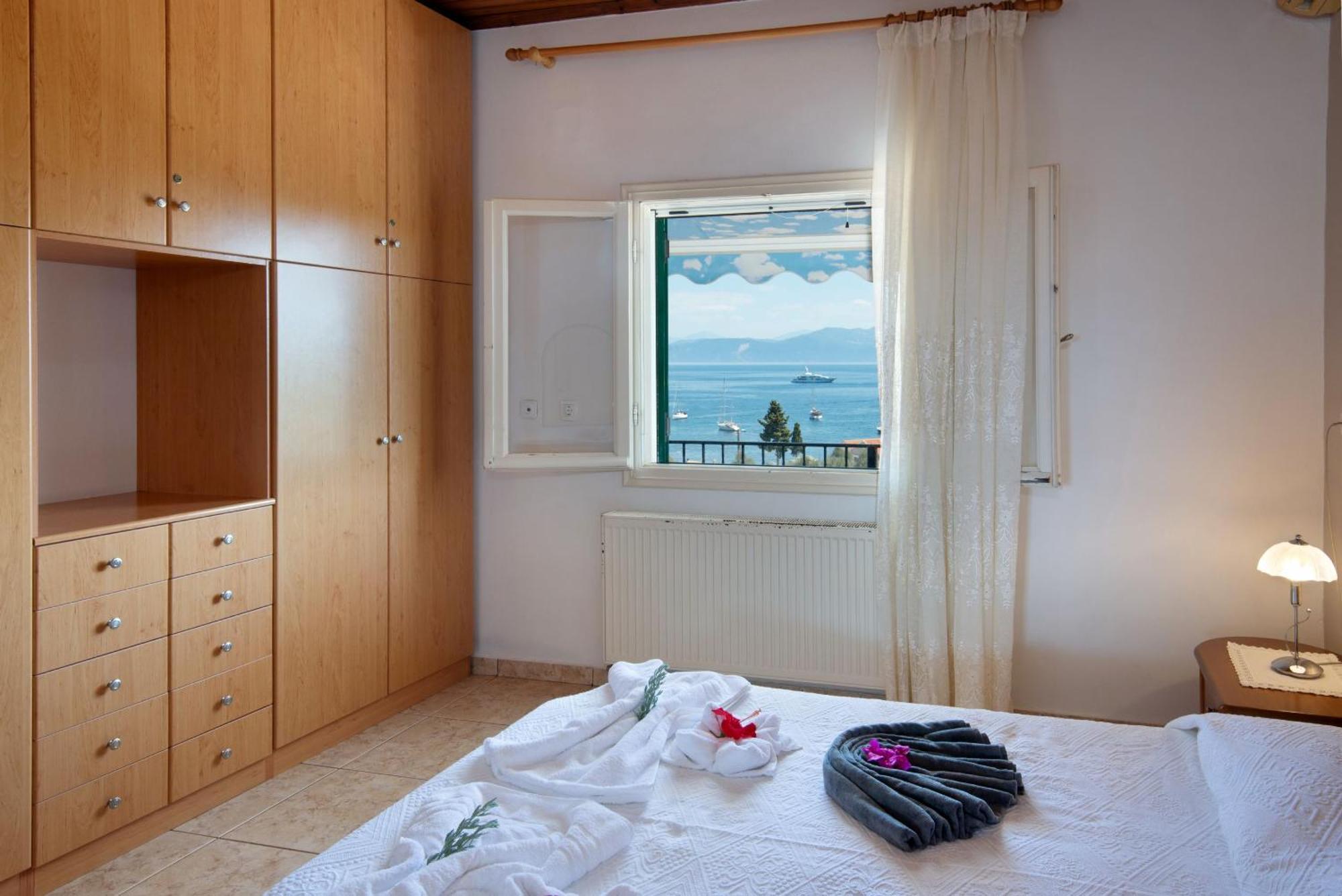 Villa Thea Antonis *