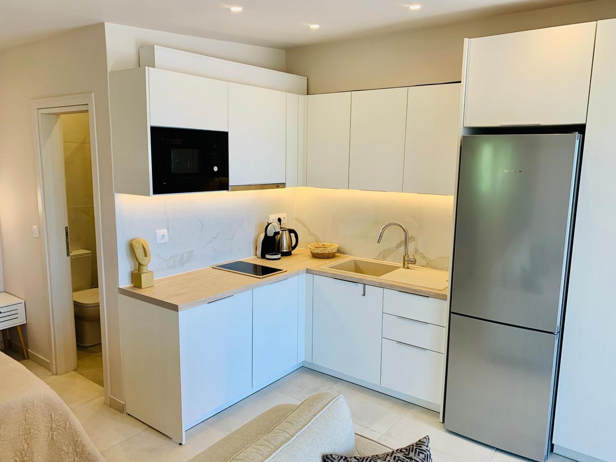 Thelfi Luxury In Attica - Close To Varkiza - Sea View Apartment
