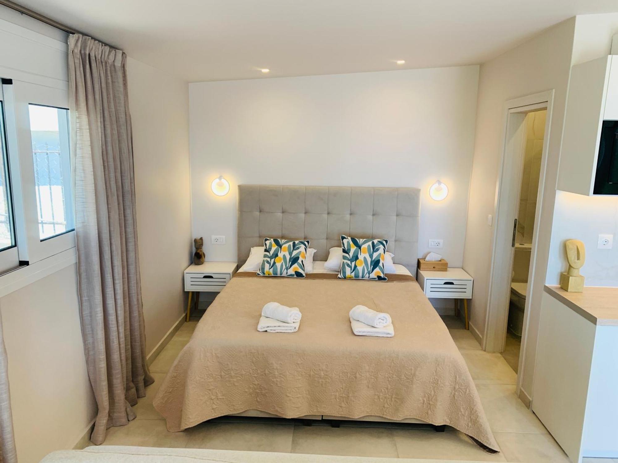 Thelfi Luxury In Attica - Close To Varkiza - Sea View Apartment Vari (Attica)