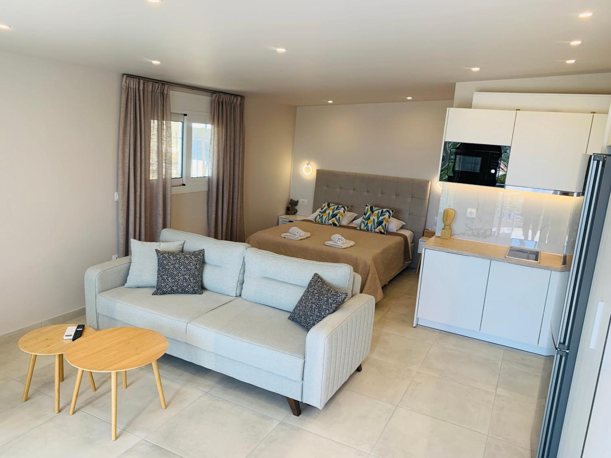 Thelfi Luxury In Attica - Close To Varkiza - Sea View Apartment