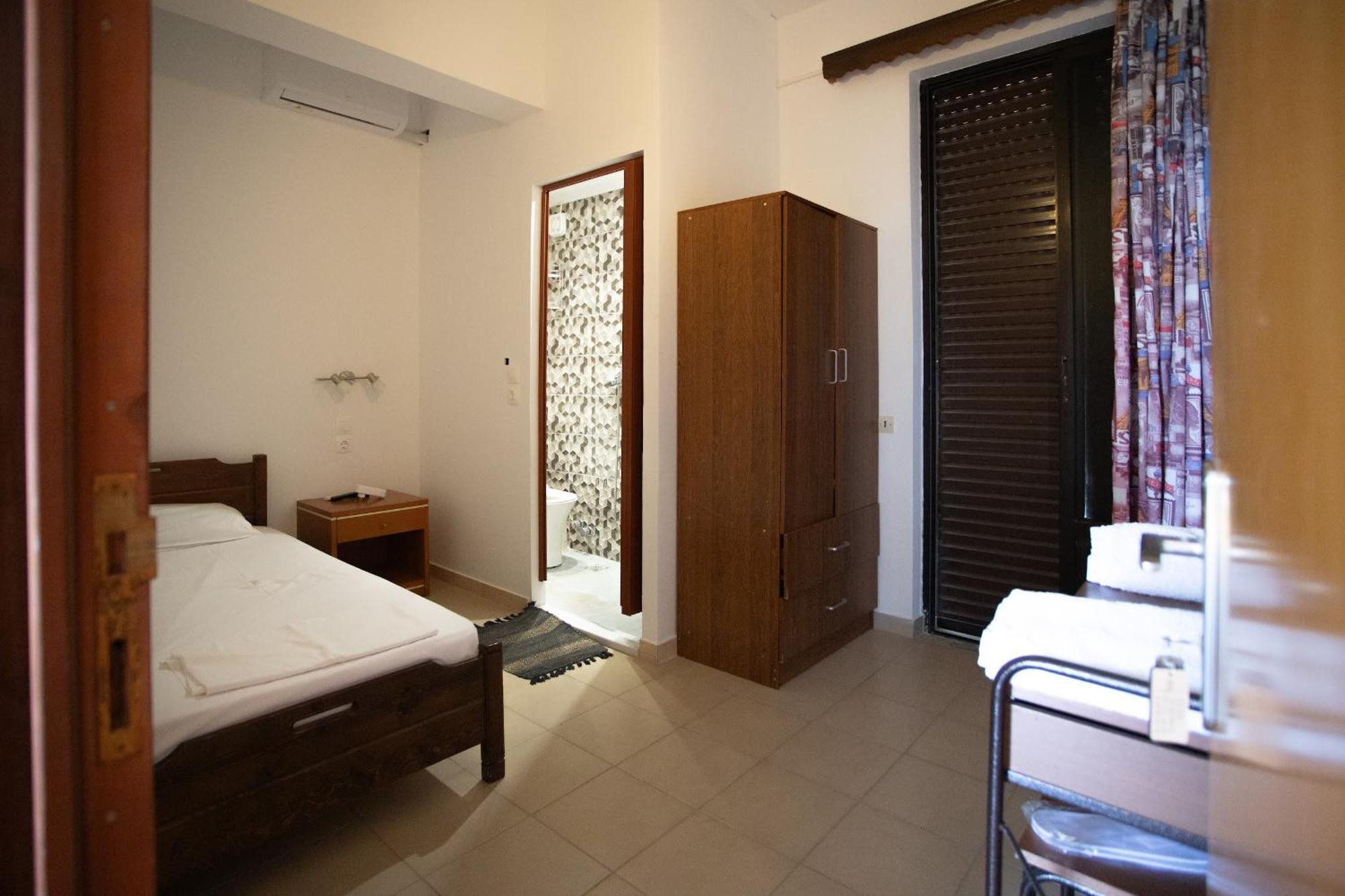 Inn Star Sianna Village To Let *