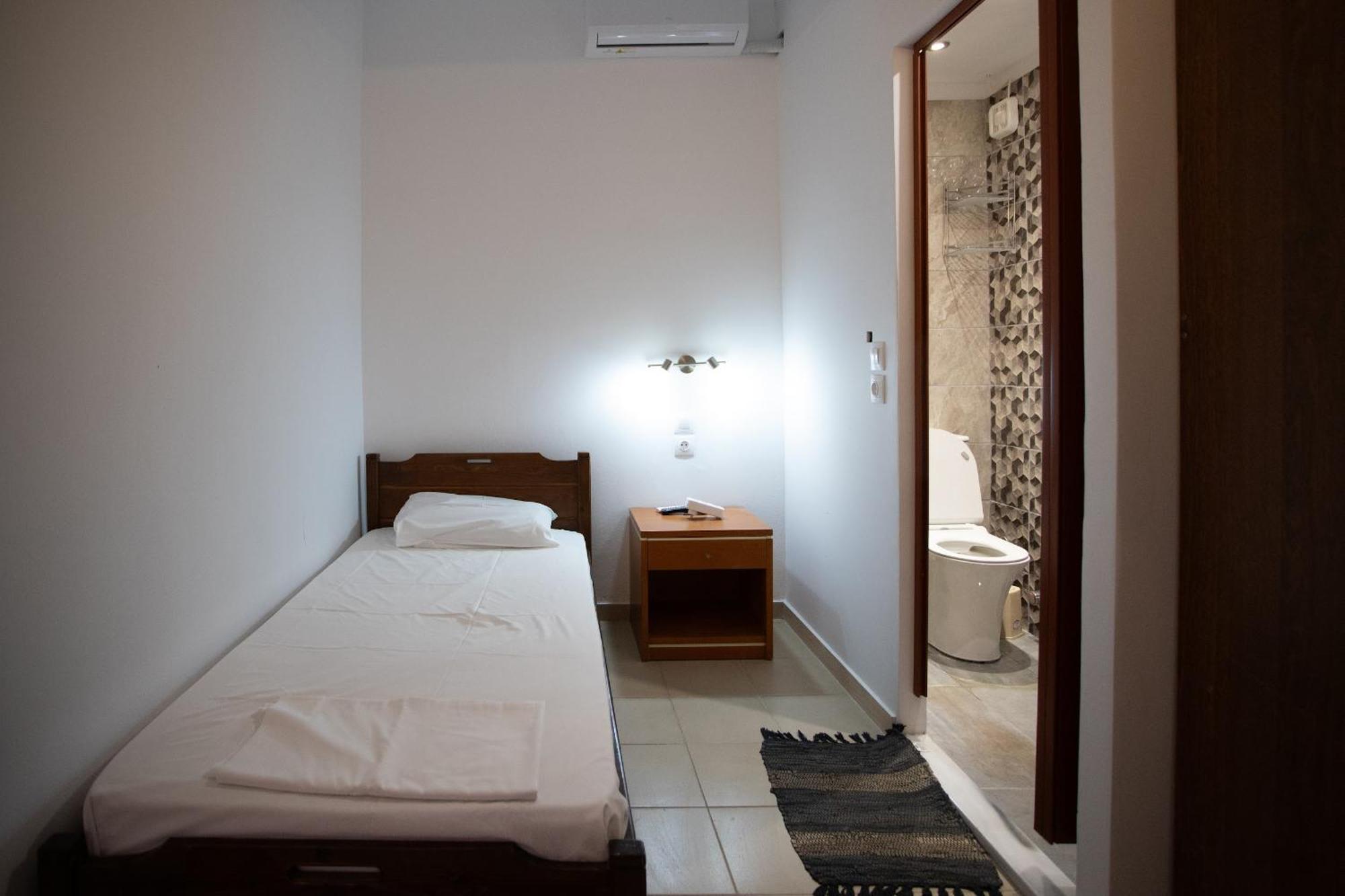 Inn Star Sianna Village To Let Siana