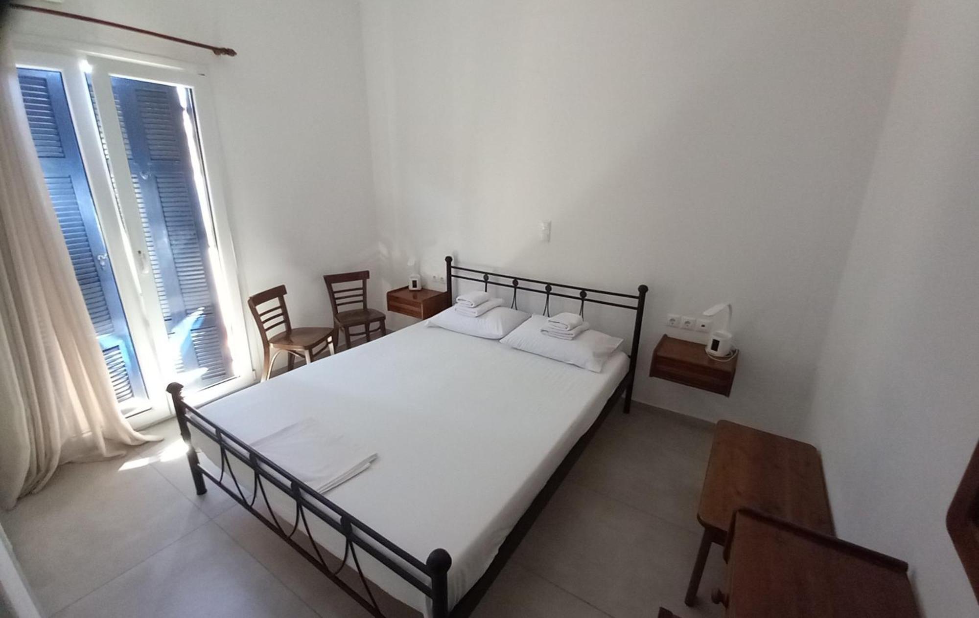 Hotel Naias Livadi (Serifos)