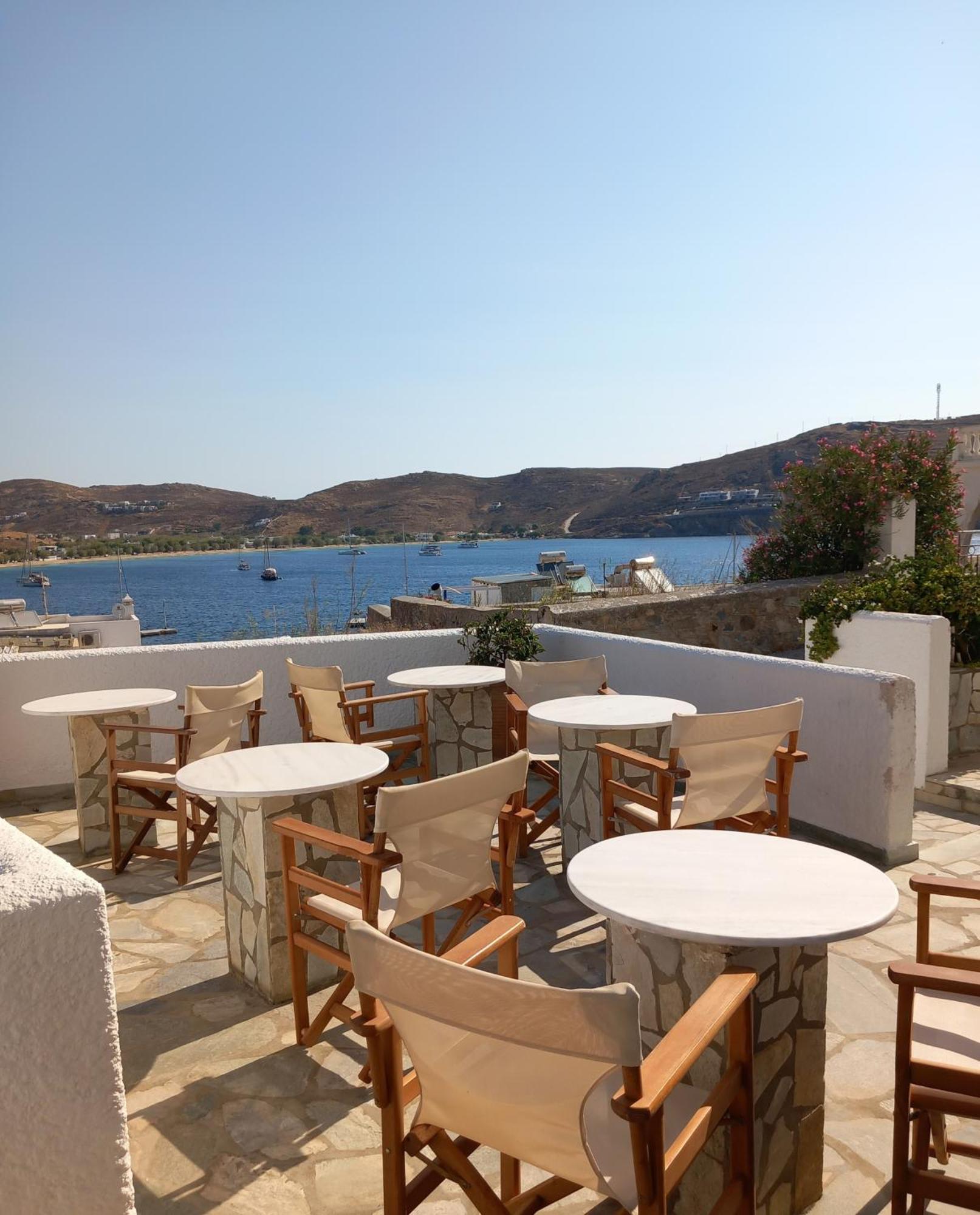 Naias Livadi (Serifos)