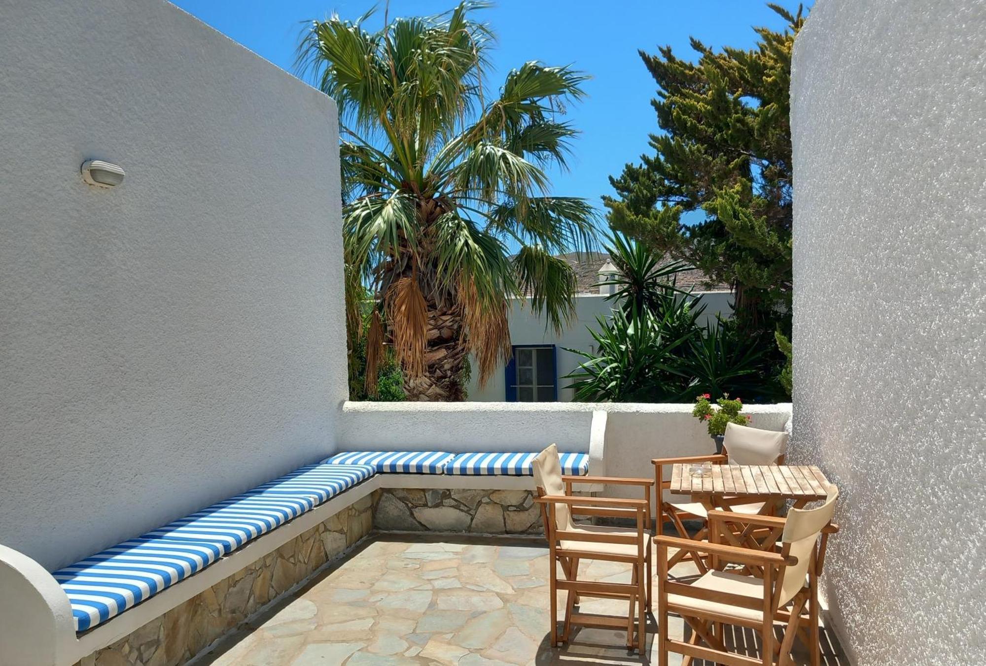 Hotel Naias Livadi (Serifos)