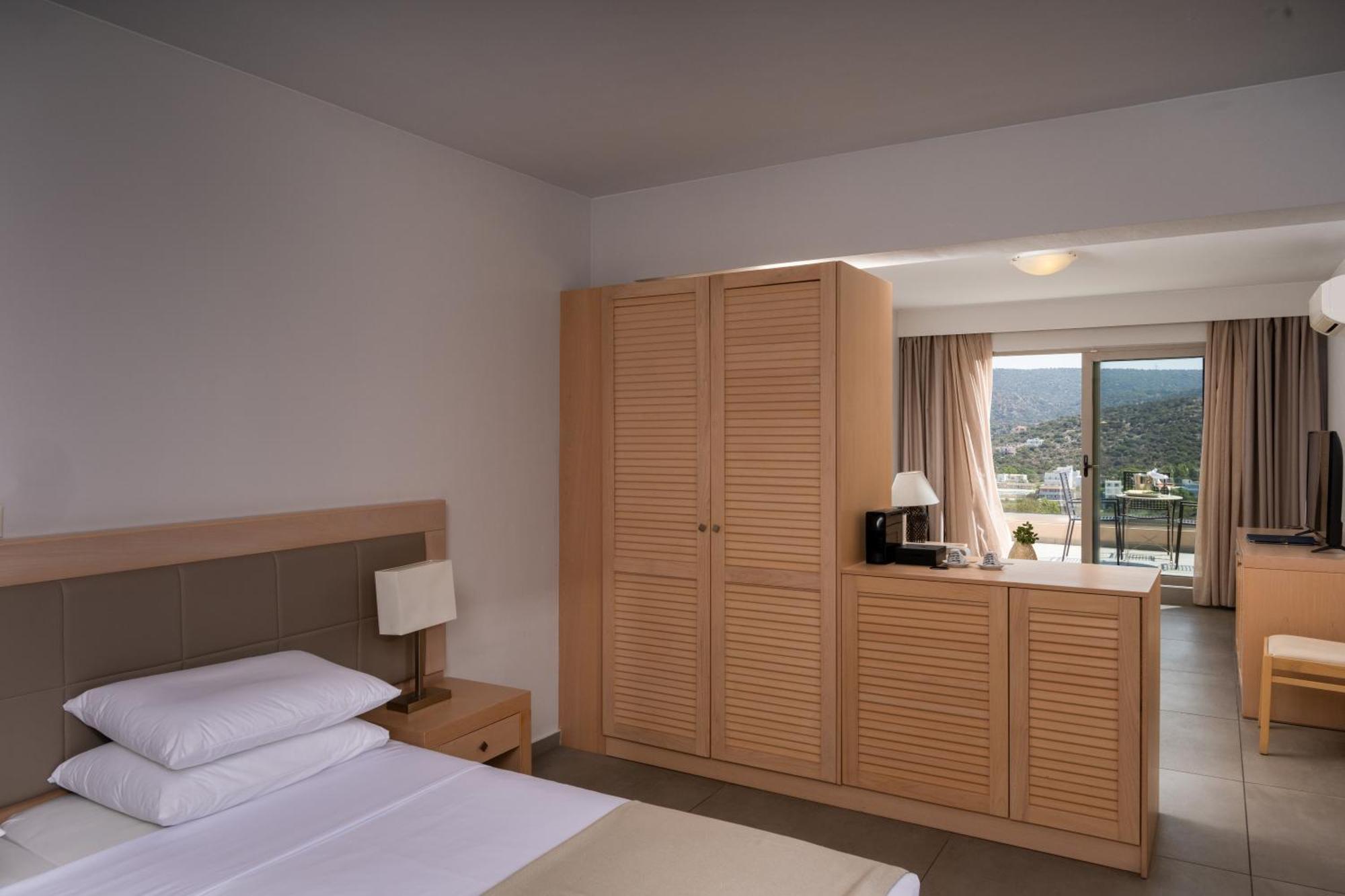 Resort Miramare & 4*