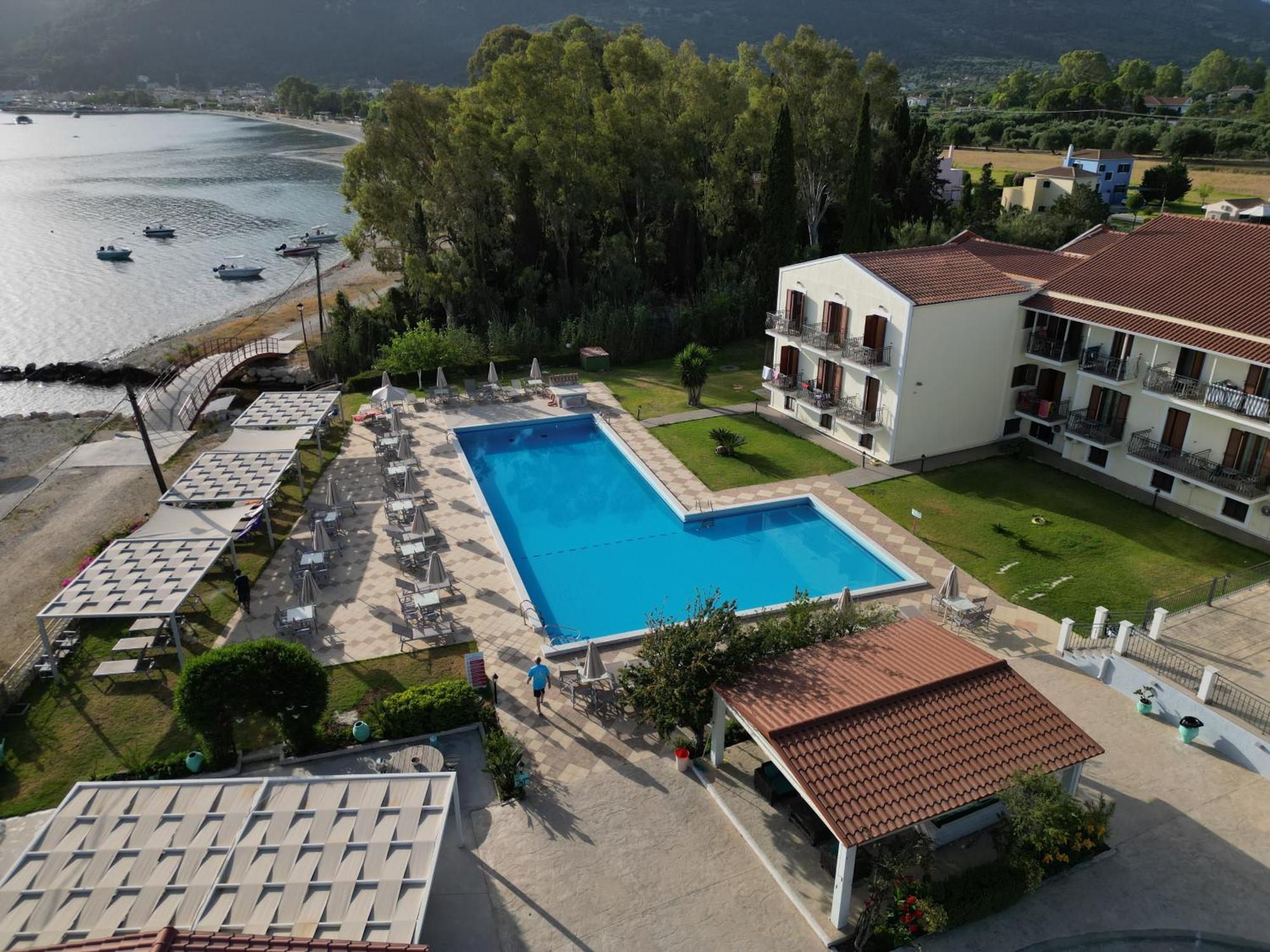 Hotel Sami Beach Hotel 3*