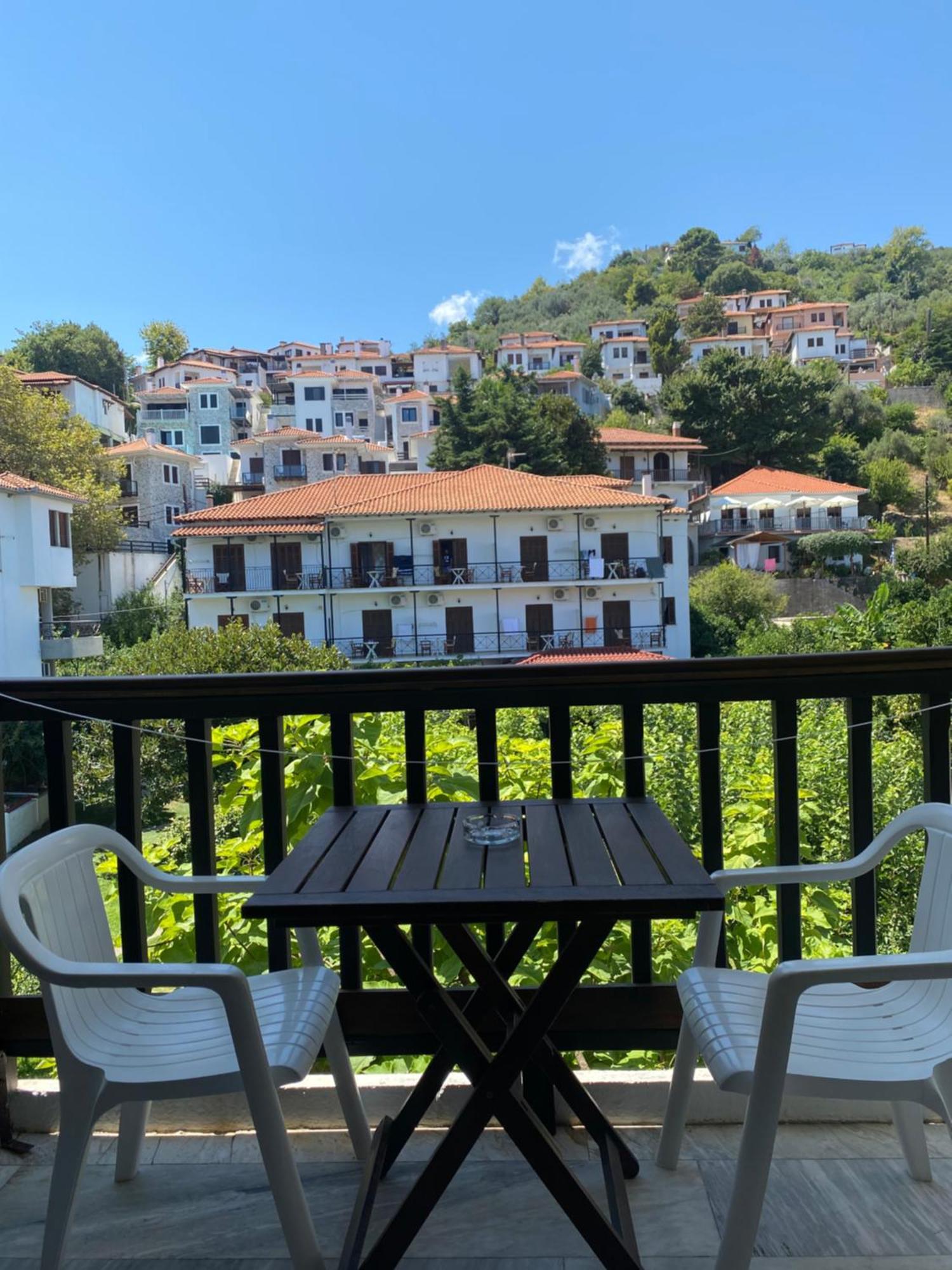 Hotel Zefiros 2*