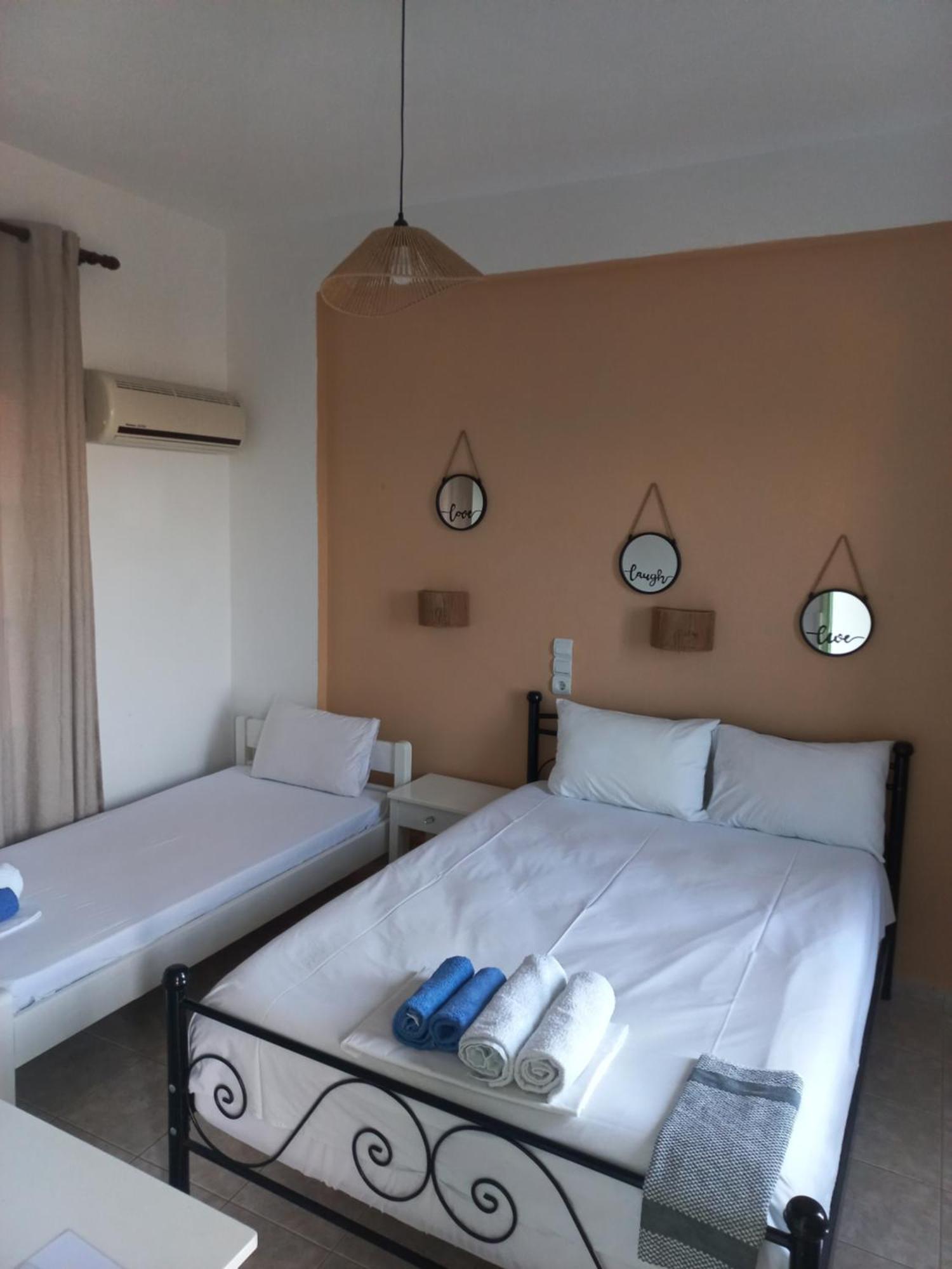 Stafylos Rooms