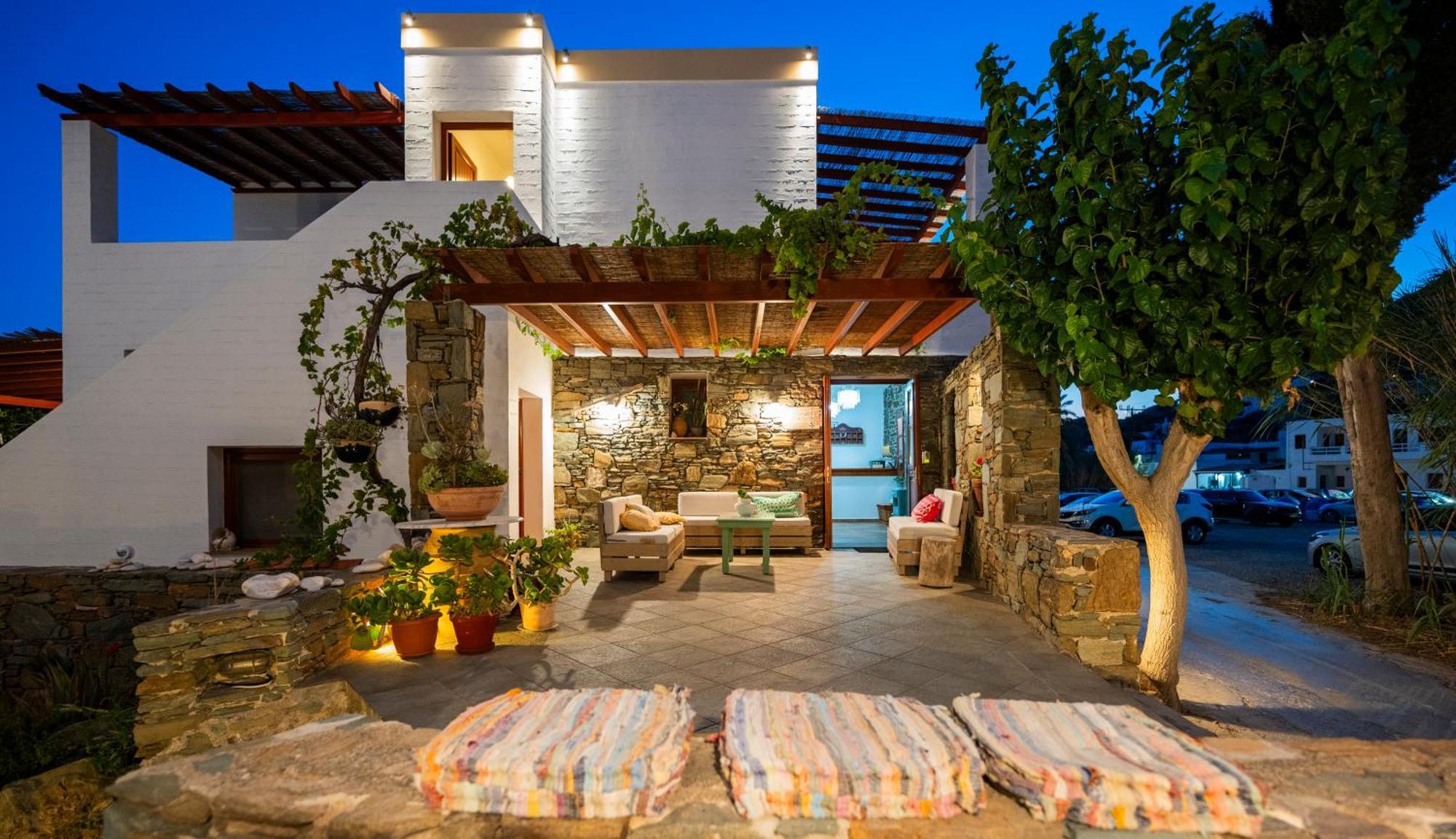 Ligaries Aparthotel 3*