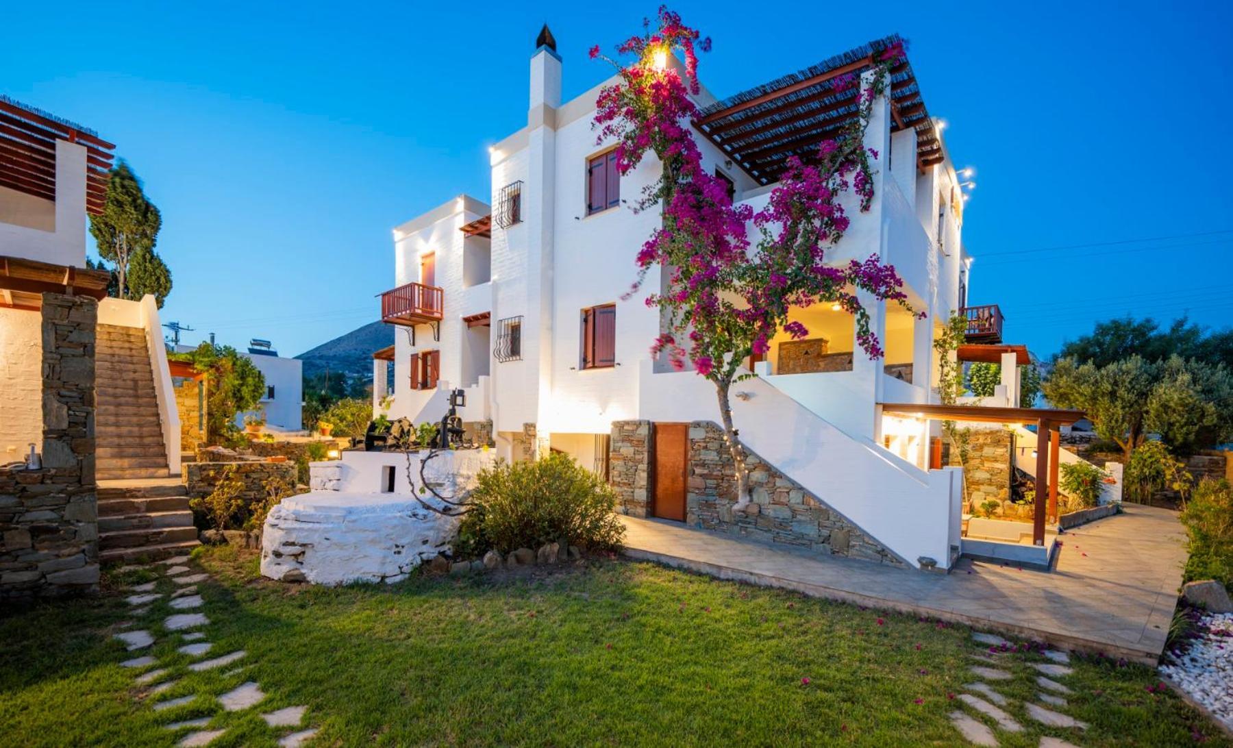 Ligaries Aparthotel