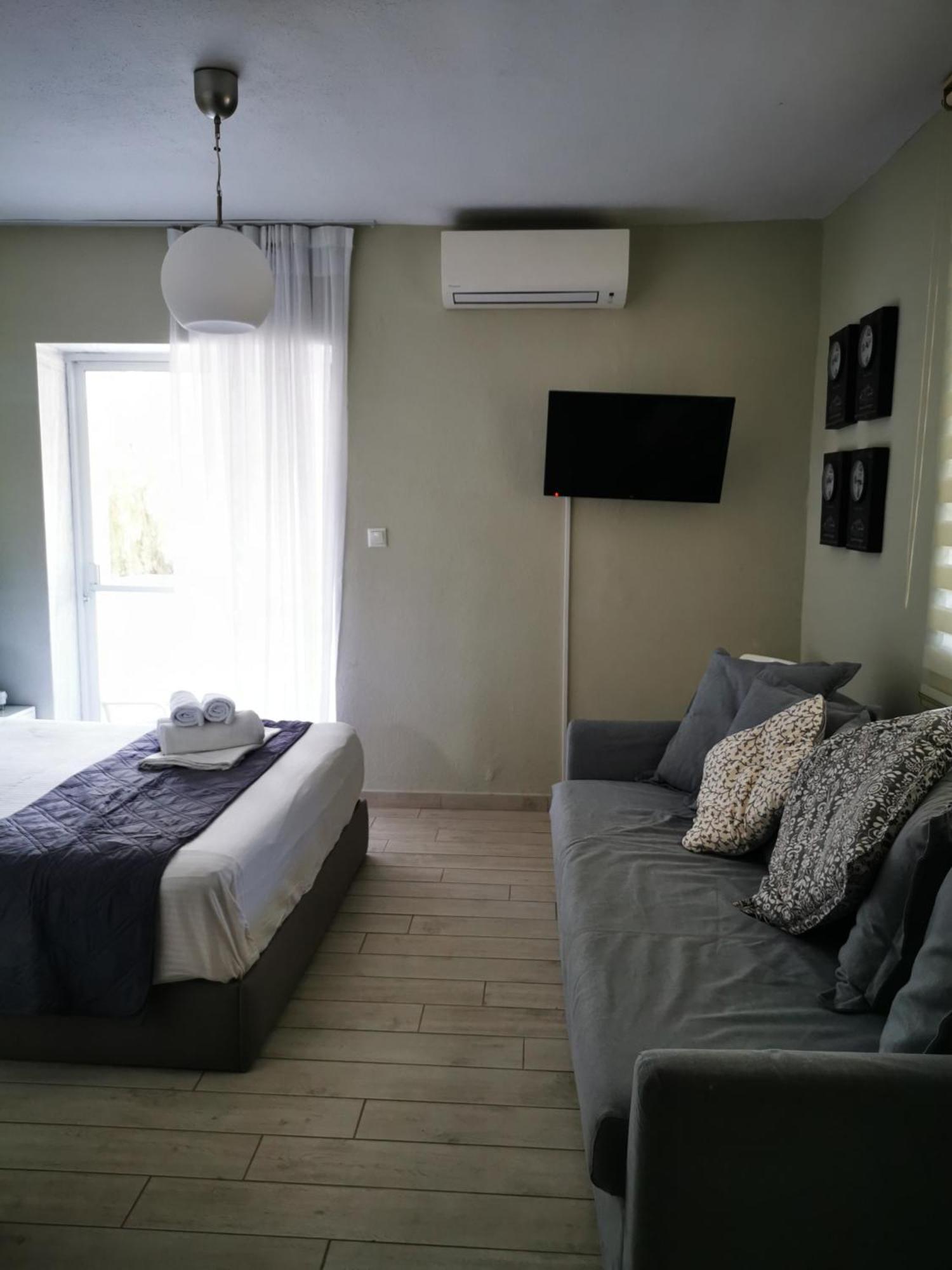 Frau Irenes Haus Apartment *