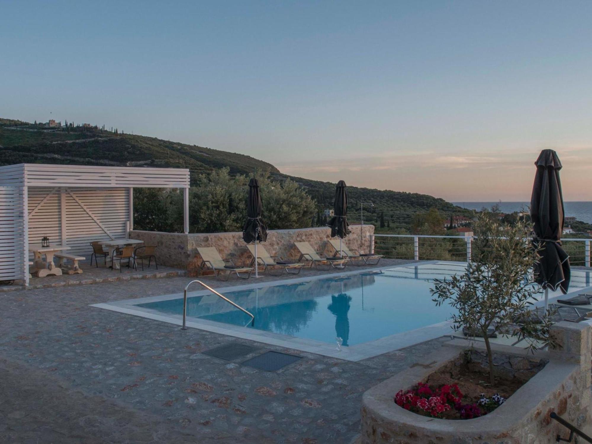 Poliana Estate