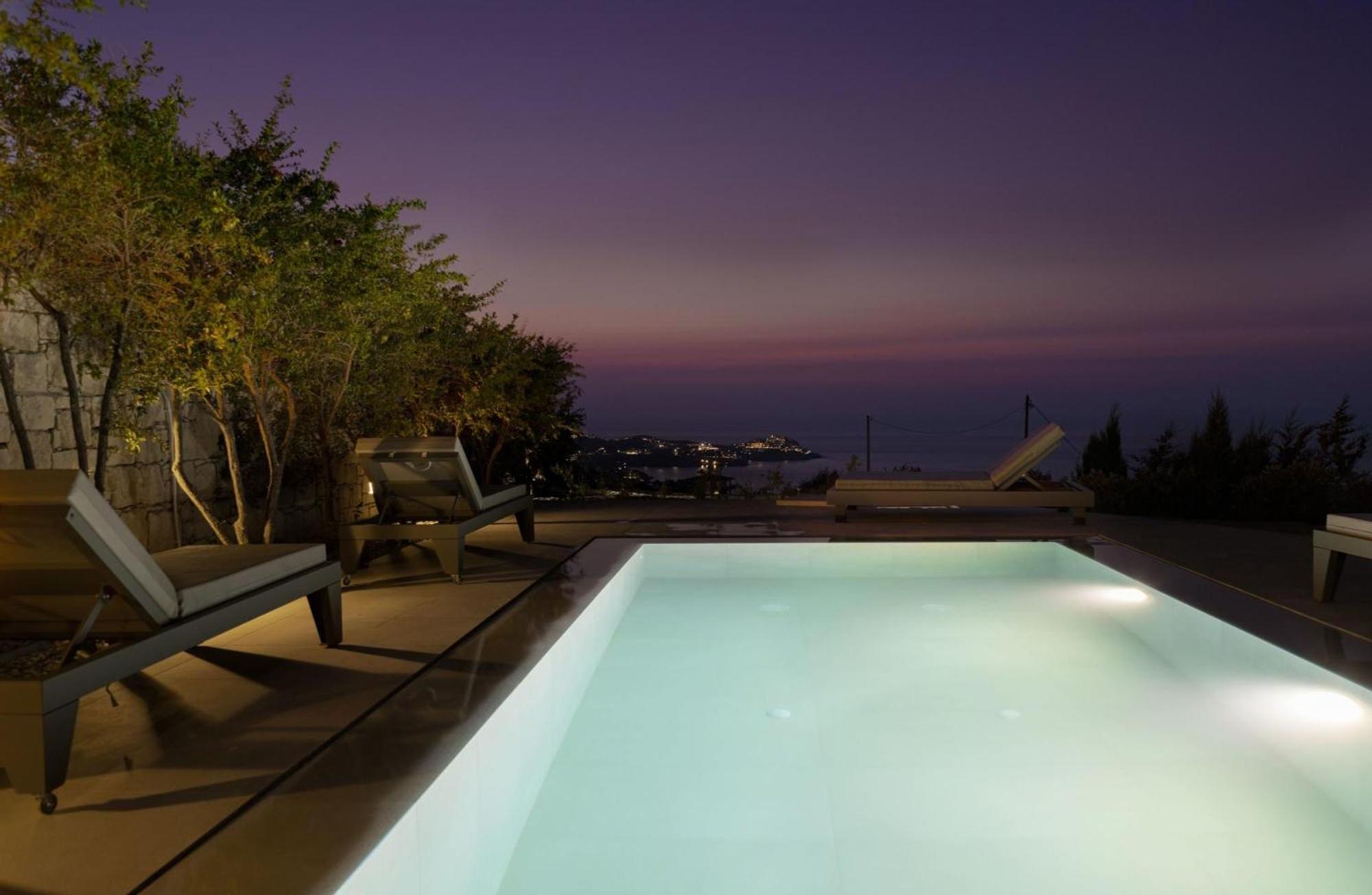 Infinite Blue - Residencies With Private Pools * Agia Pelagia (Crete)