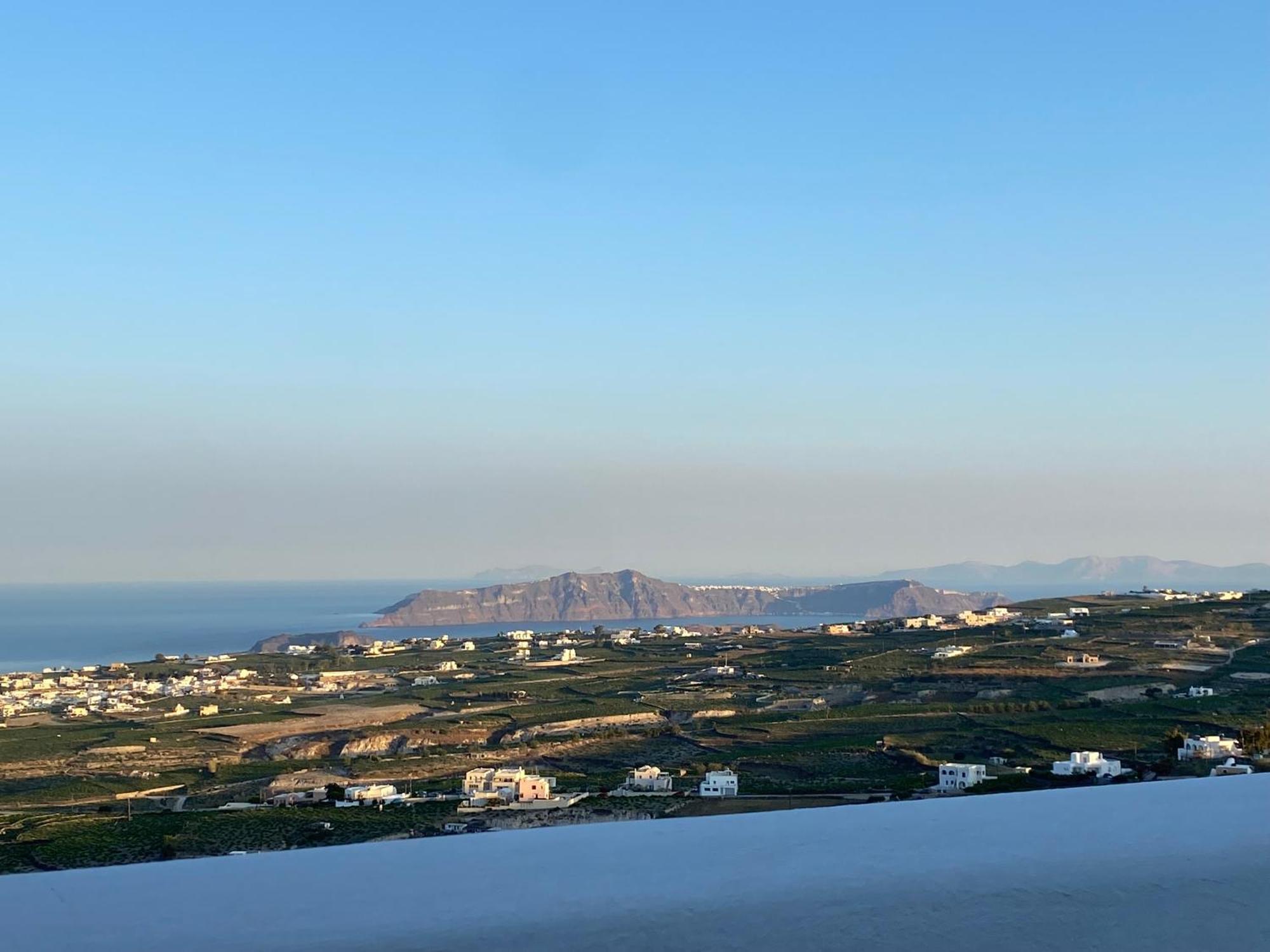 Ena Santorini Holiday home