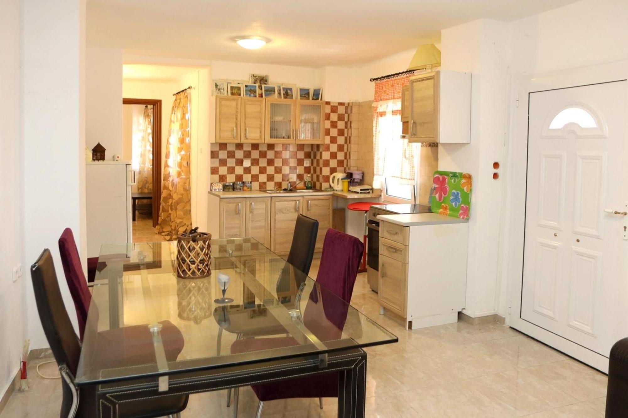 Apartment Nikolaou *
