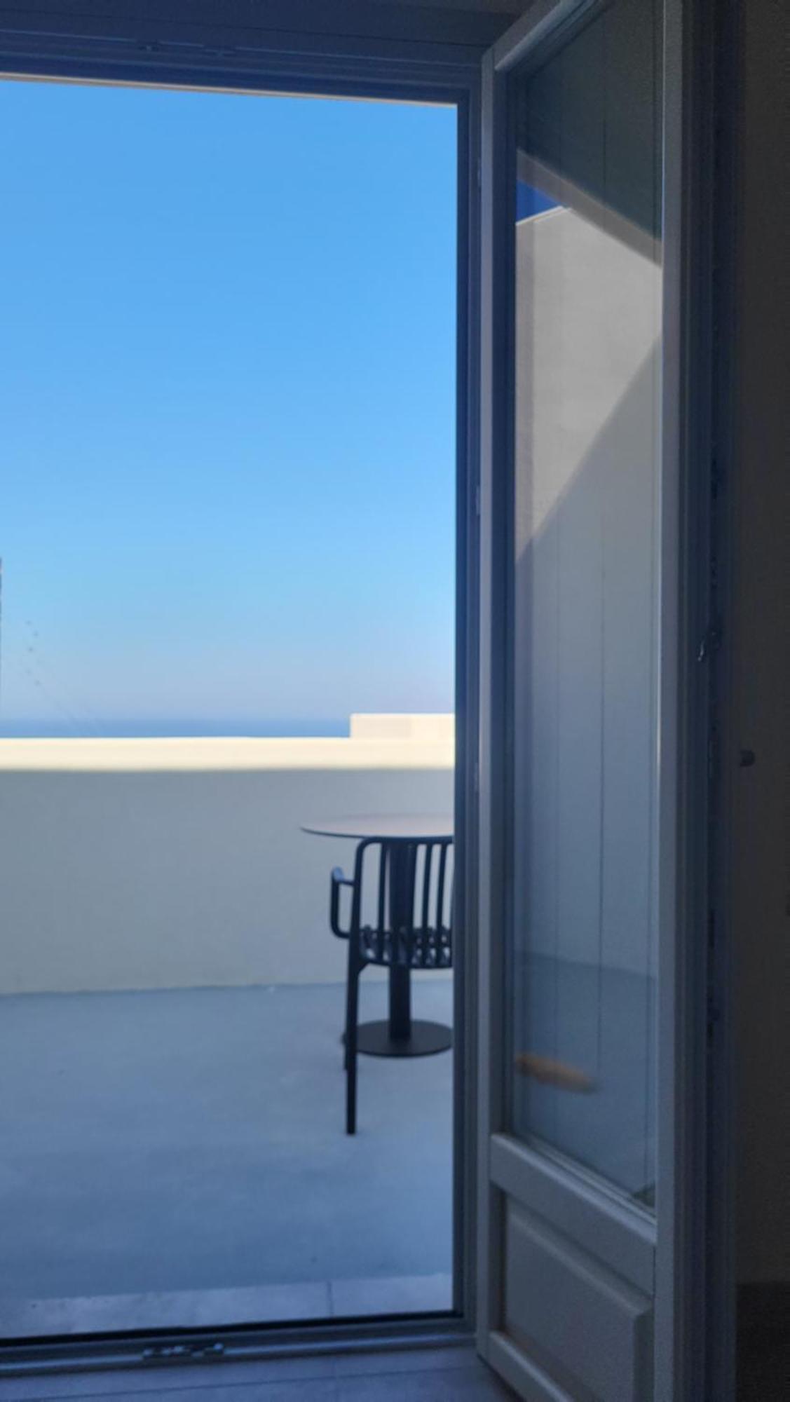 Maeva Santorini Pyrgos Kallistis