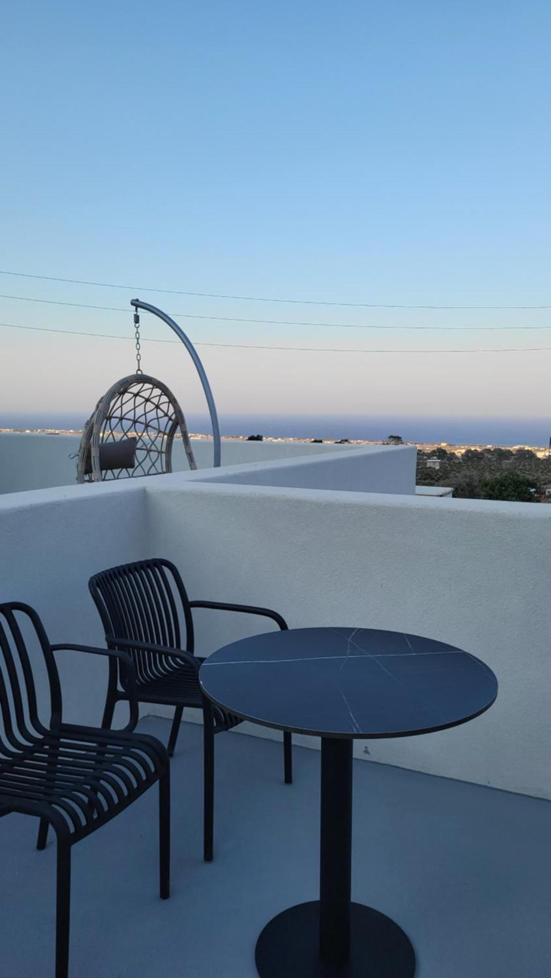 Maeva Santorini Pyrgos Kallistis
