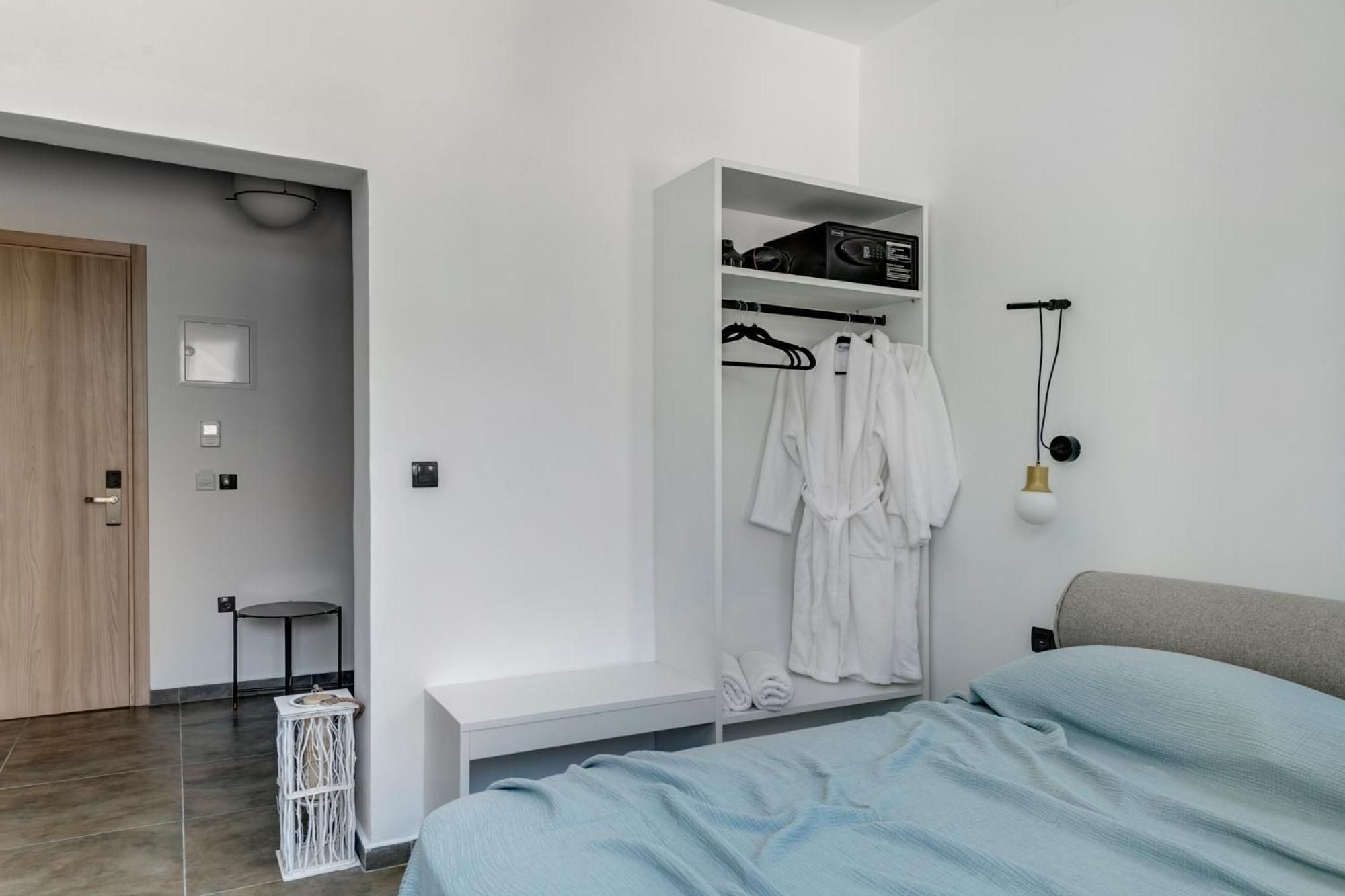 Apartment Nos *